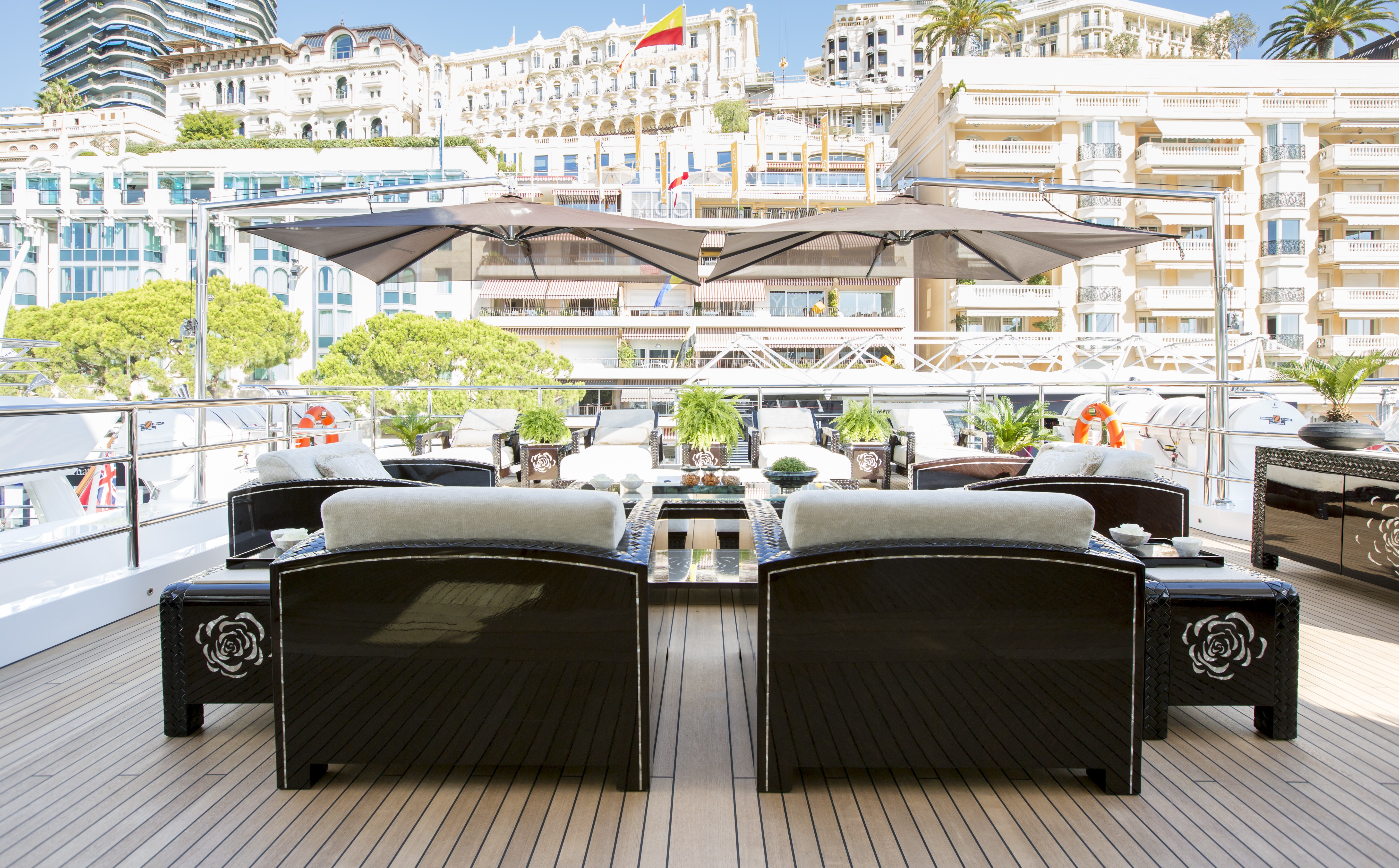 [58m-Yacht-ILLUSION-V]-11616-22.jpg