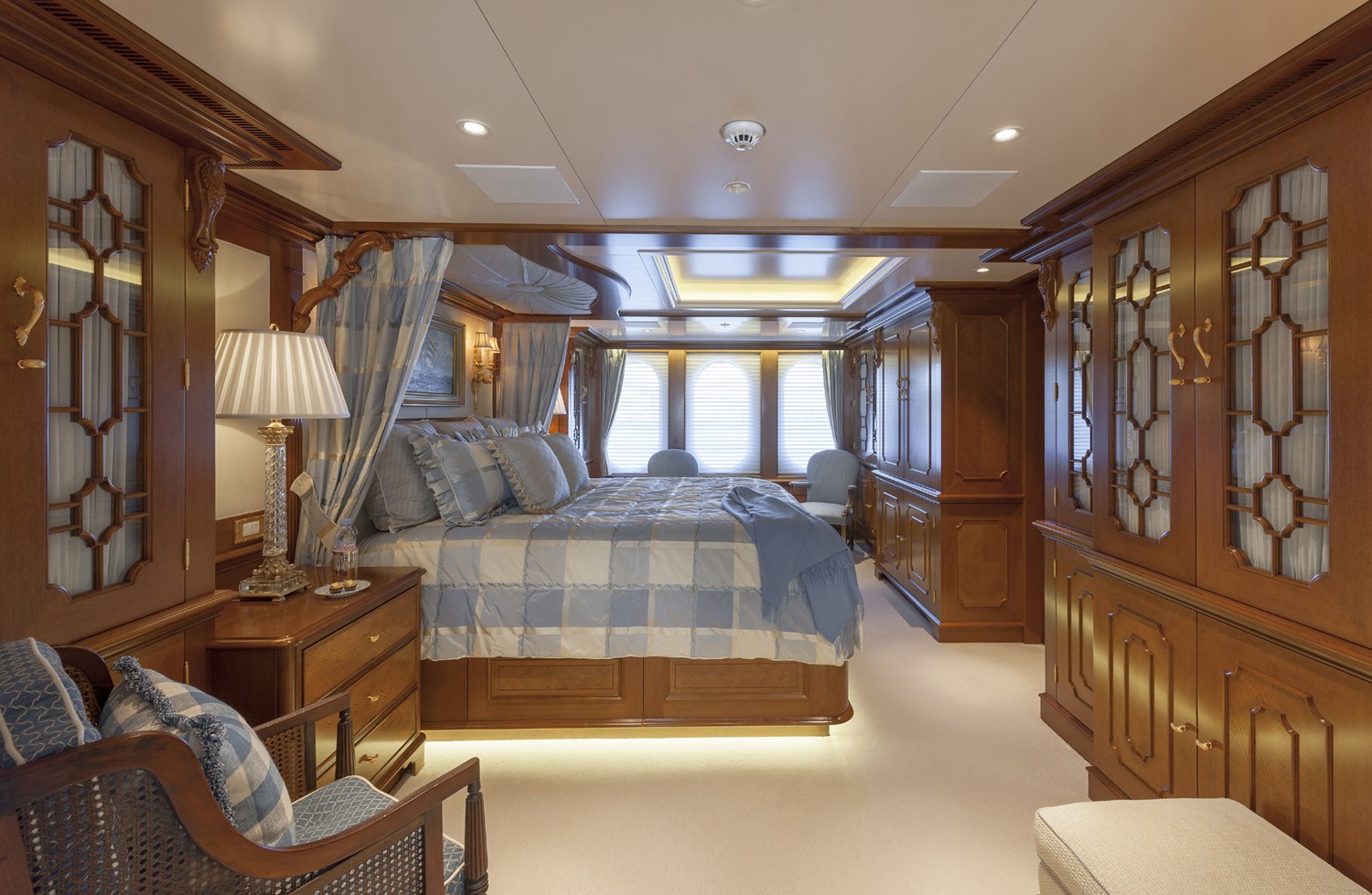[61m-Yacht-LADY-KATHRYN-V]-12397-50.jpg