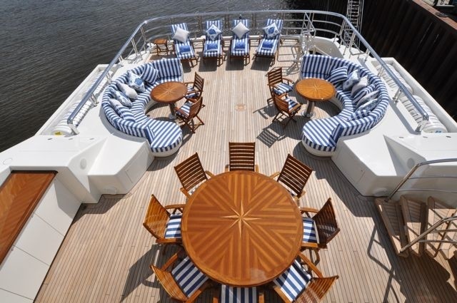 [61m-Yacht-LADY-KATHRYN-V]-12397-62.jpg