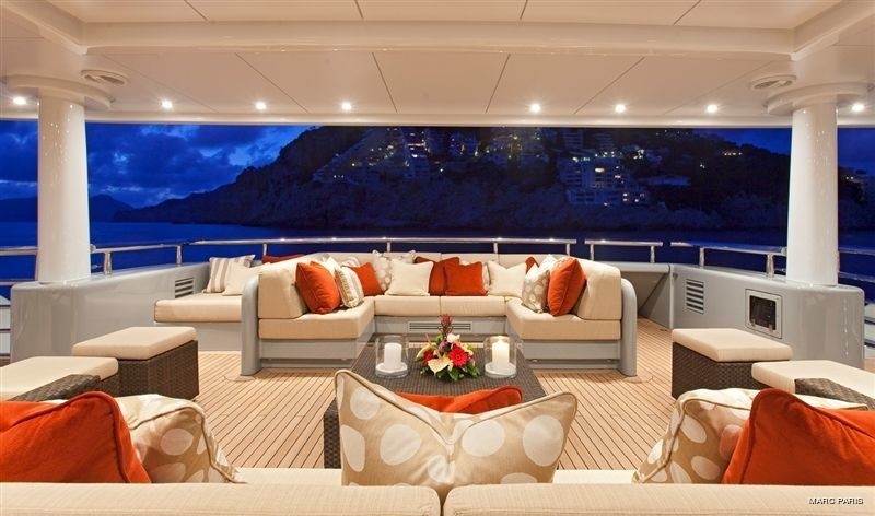 [65m-Yacht-INFINITE-SHADES]-10536-175.jpg