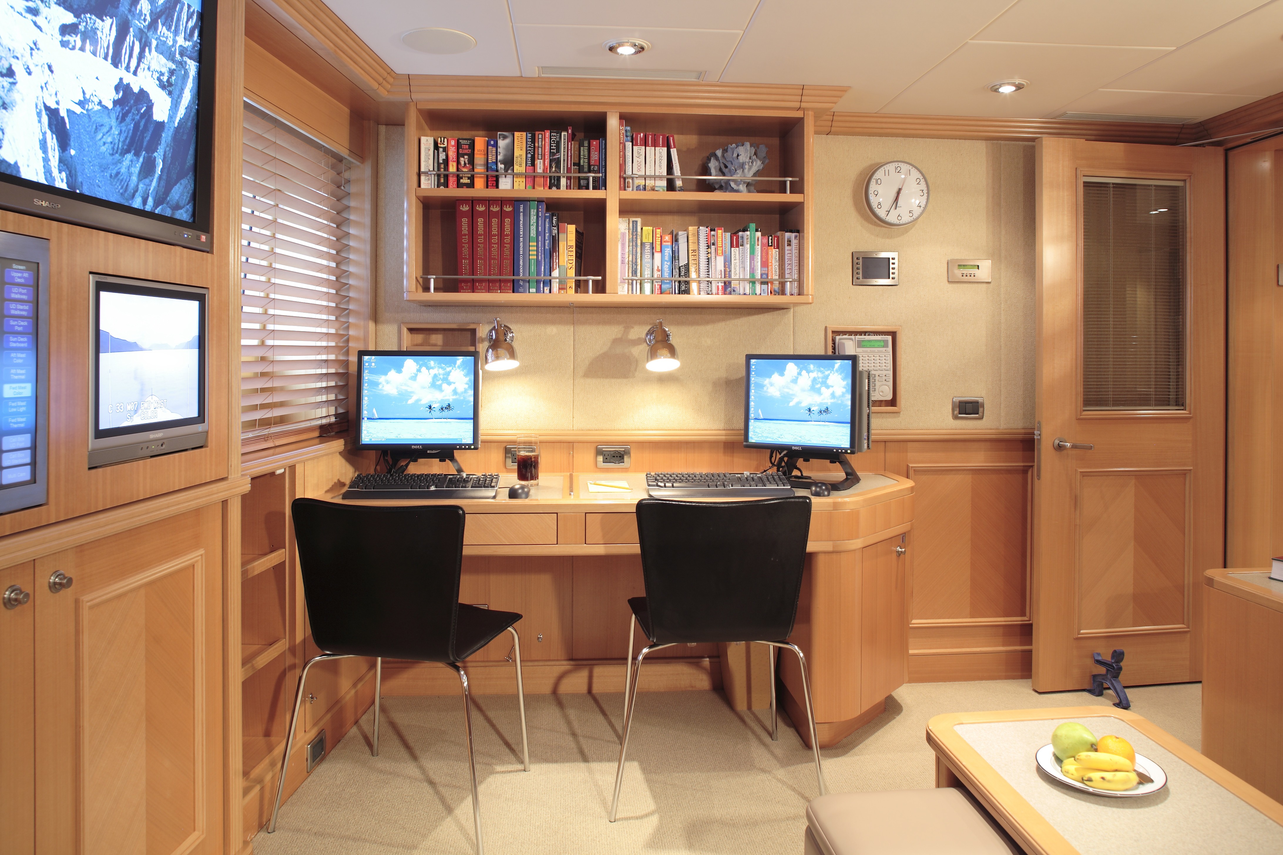 [73m-Yacht-LAUREL]-11750-135.jpg
