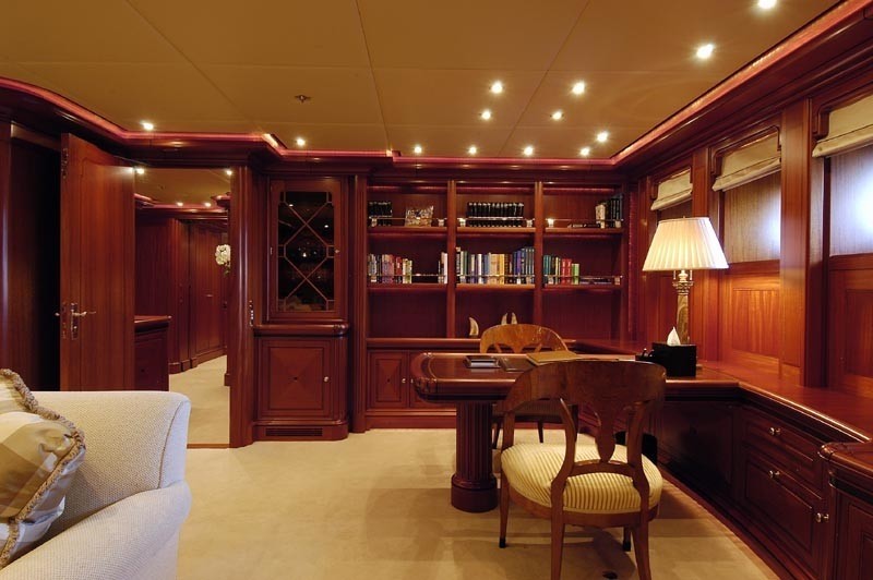 [90m-Yacht-ATHENA]-11796-8.jpg