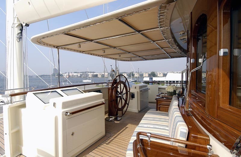 [90m-Yacht-ATHENA]-11796-94.jpg