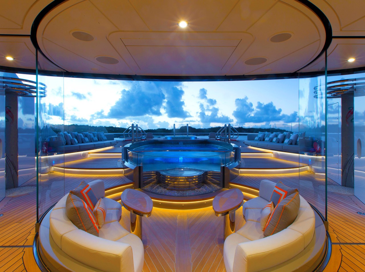 [95m-Yacht-KISMET]-12391-19.jpg