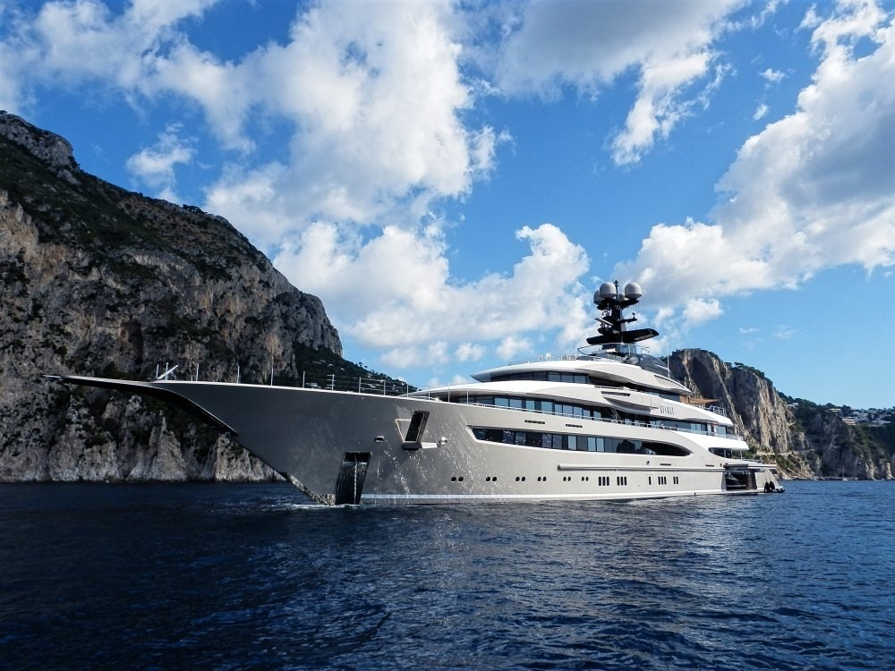 [95m-Yacht-KISMET]-12391-87.jpg