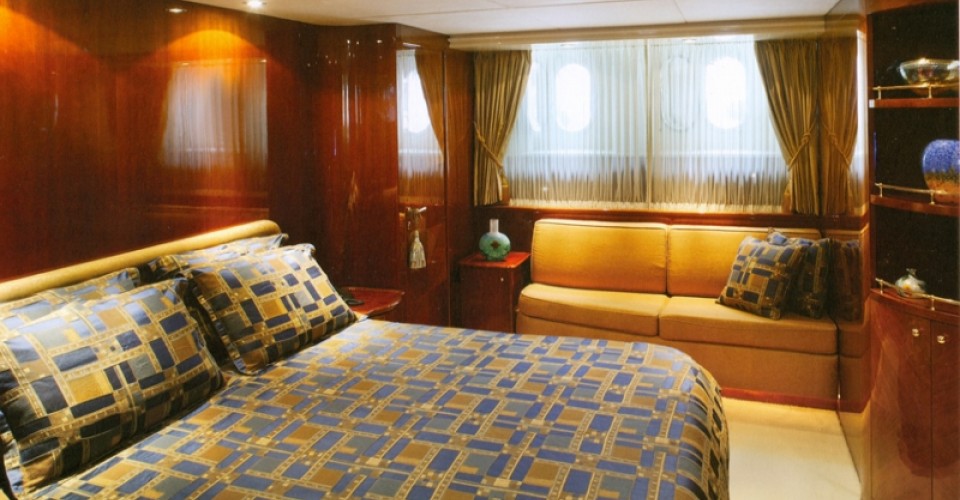 [AZIMUT]-1446-6.jpg
