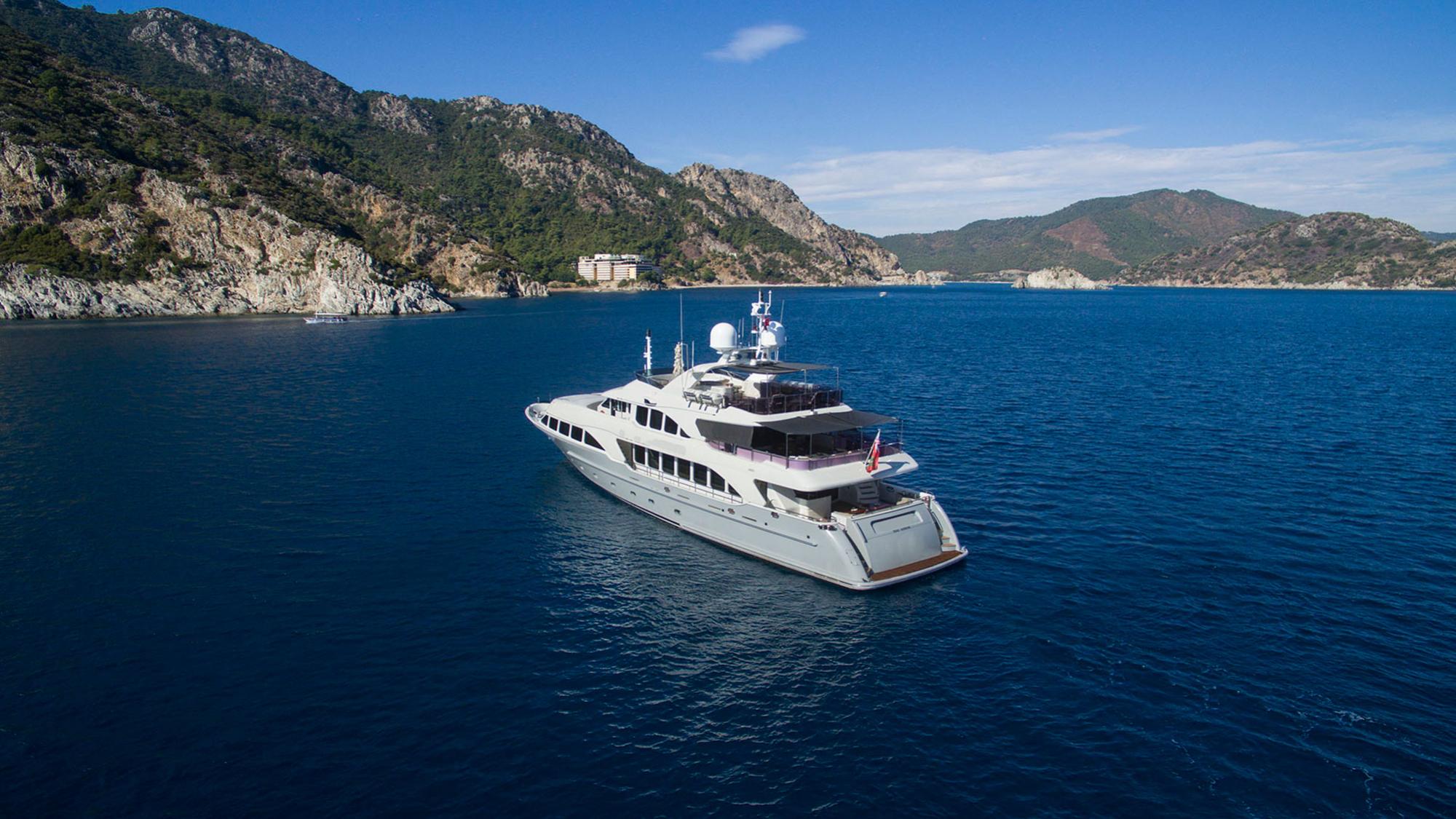 [BENETTI-QUEST]-1425-2.jpg