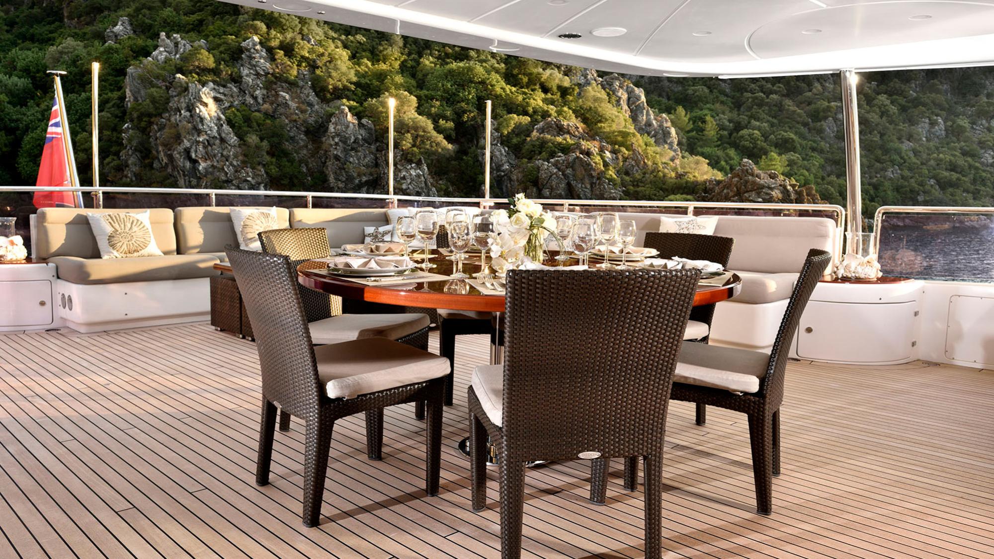 [BENETTI-QUEST]-1425-3.jpg