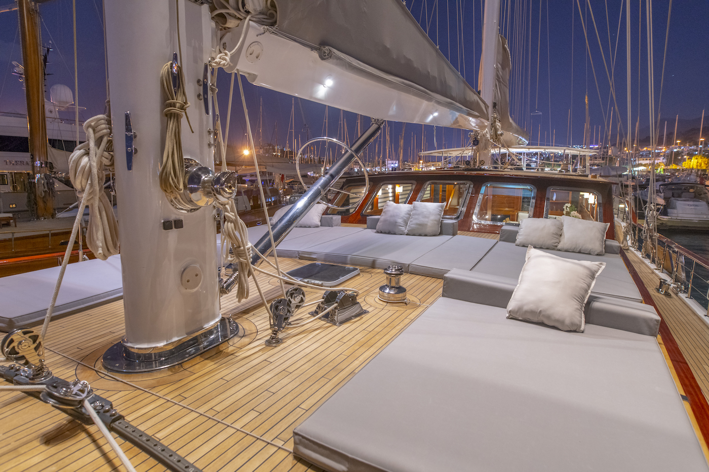 [CHARTERSAILING-YACHT-HIC-SALTA]-1158-40.jpg