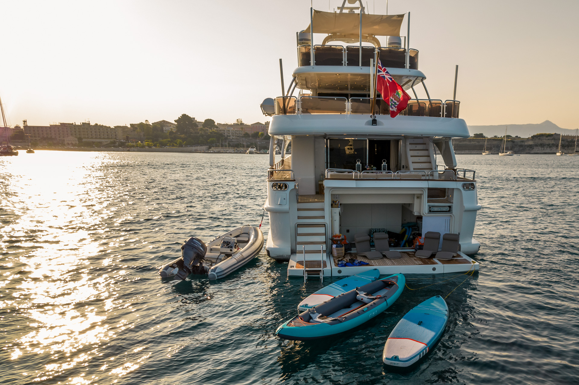 [ENDLESS-SUMMER-BENETTI-M]-15334-3.jpg