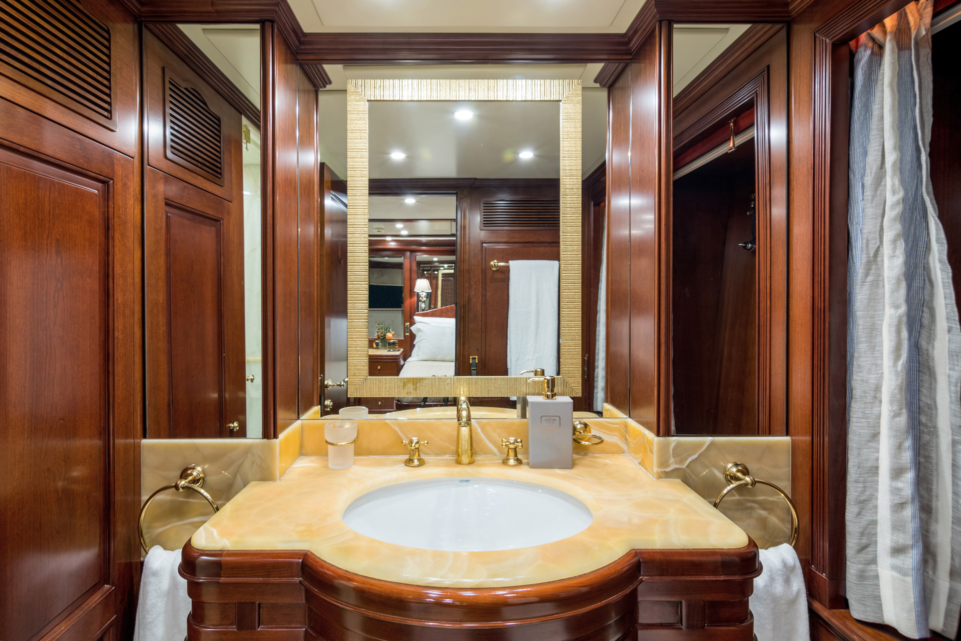 [ENDLESS-SUMMER-BENETTI-M]-15334-40.jpg