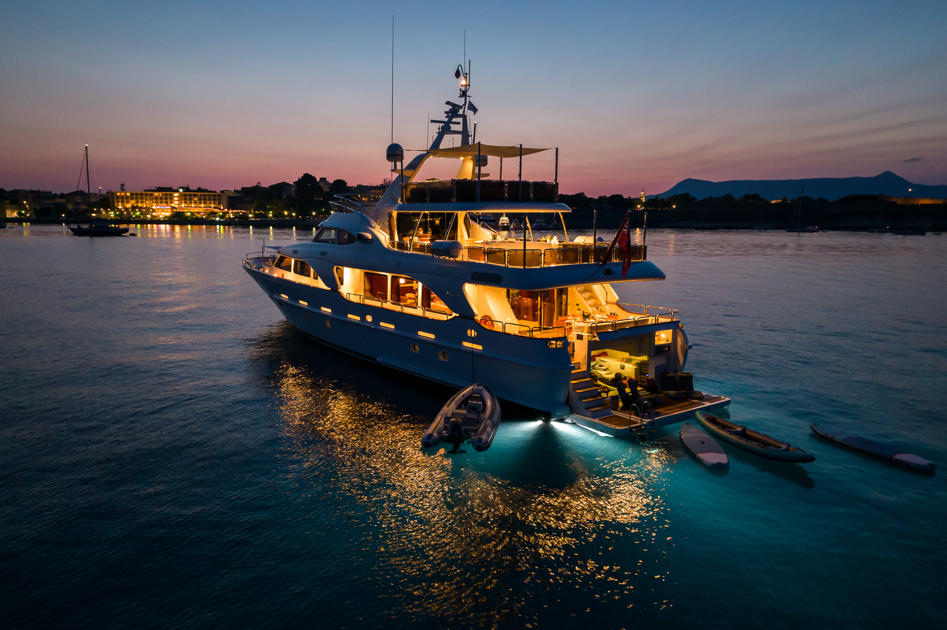 [ENDLESS-SUMMER-BENETTI-M]-15334-6.jpg