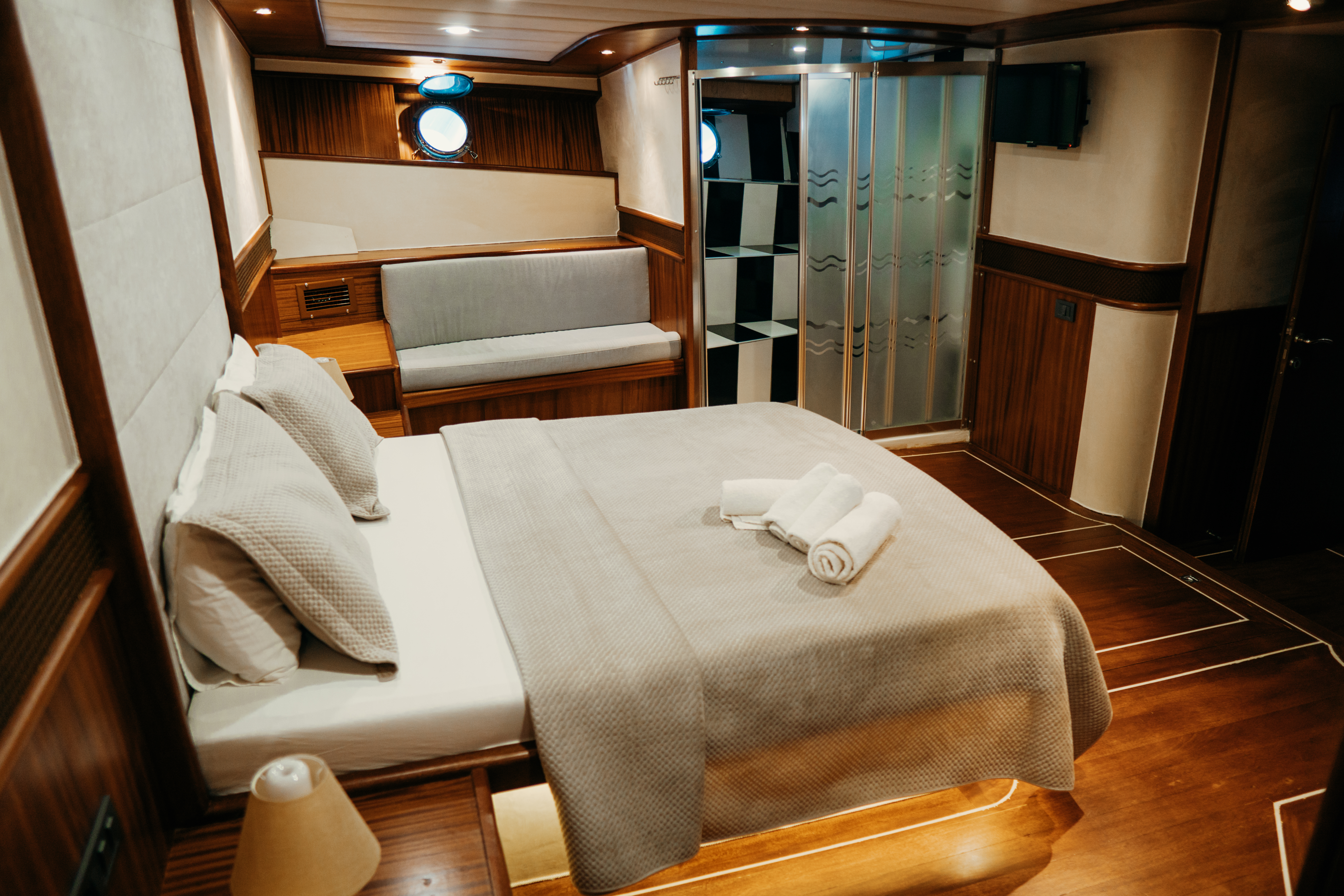 [GULET-YACHT-NEVRA-QUEEN]-14314-5.jpg