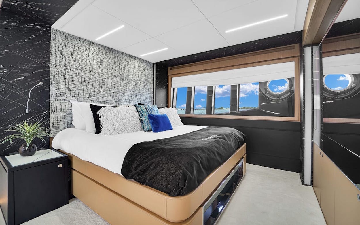[GYPSEA-EX-VIBE-ROOM]-14839-9.jpg