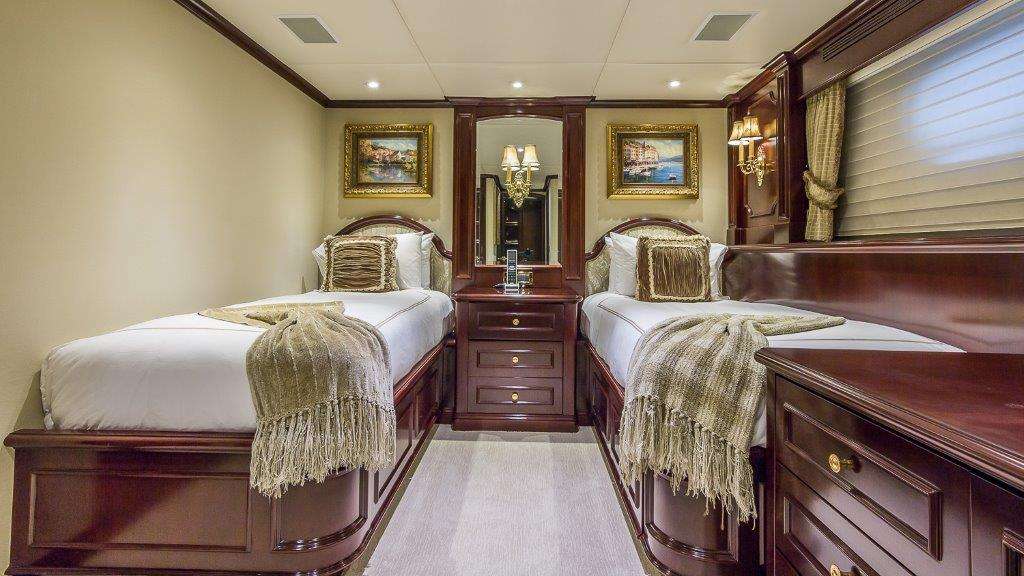 [LUXURY-MOTOR-YACHT-MY-IRIS]-1111-23.jpg