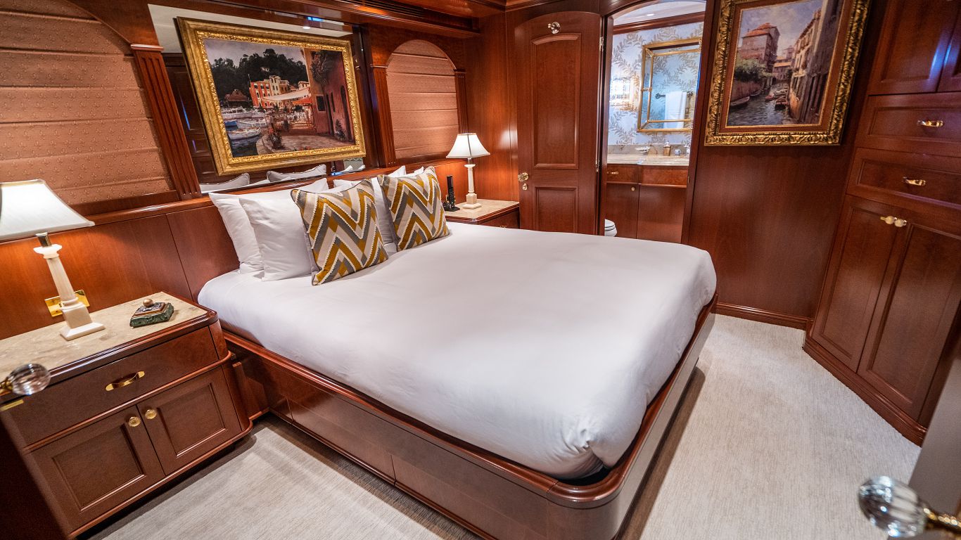 [LUXURY-YACHT-RELENTLESS]-1380-52.jpg