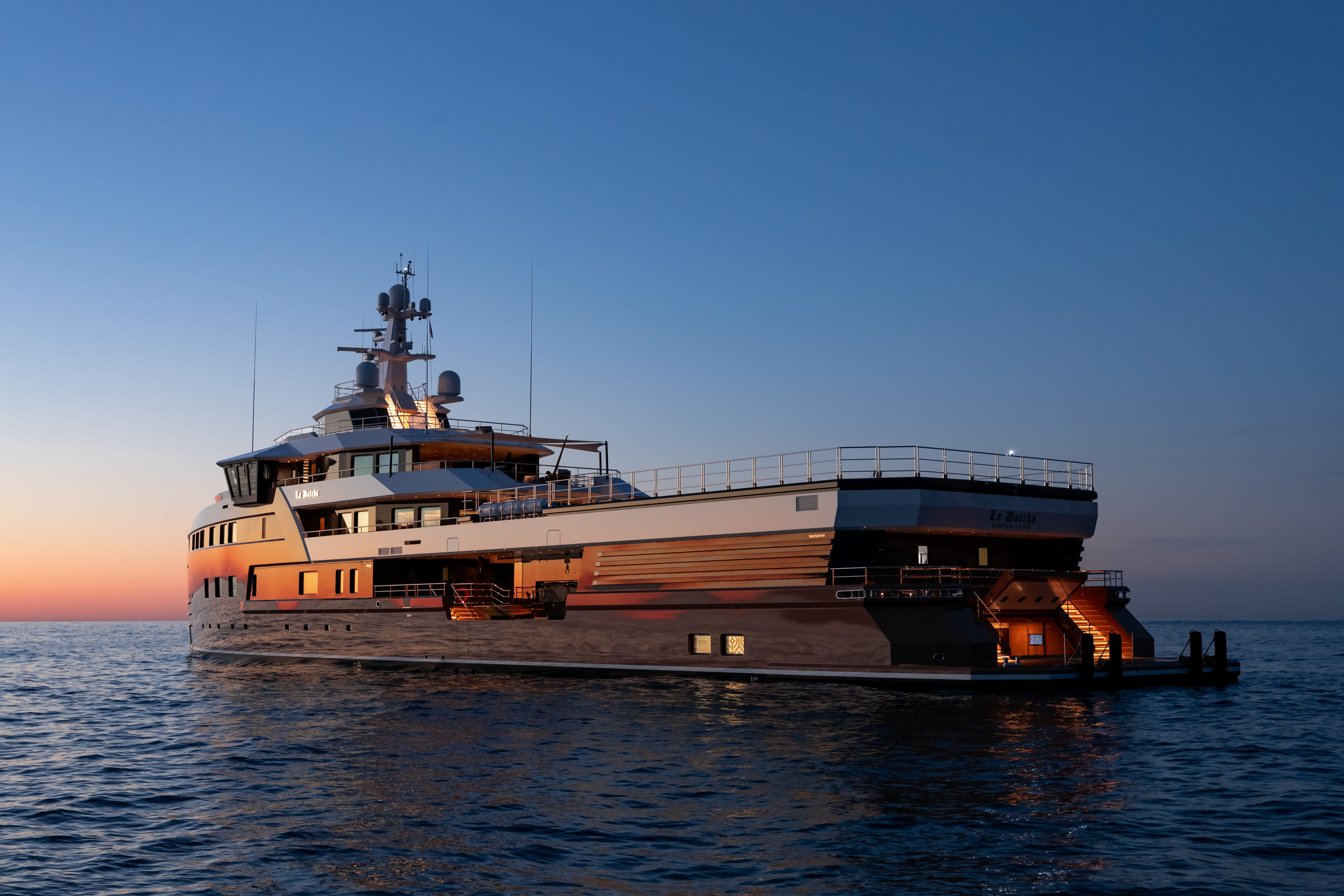 [M-ALLPURPOSE-EXPEDITION-YACHT-BY-DAMEN]-12736-31.jpg