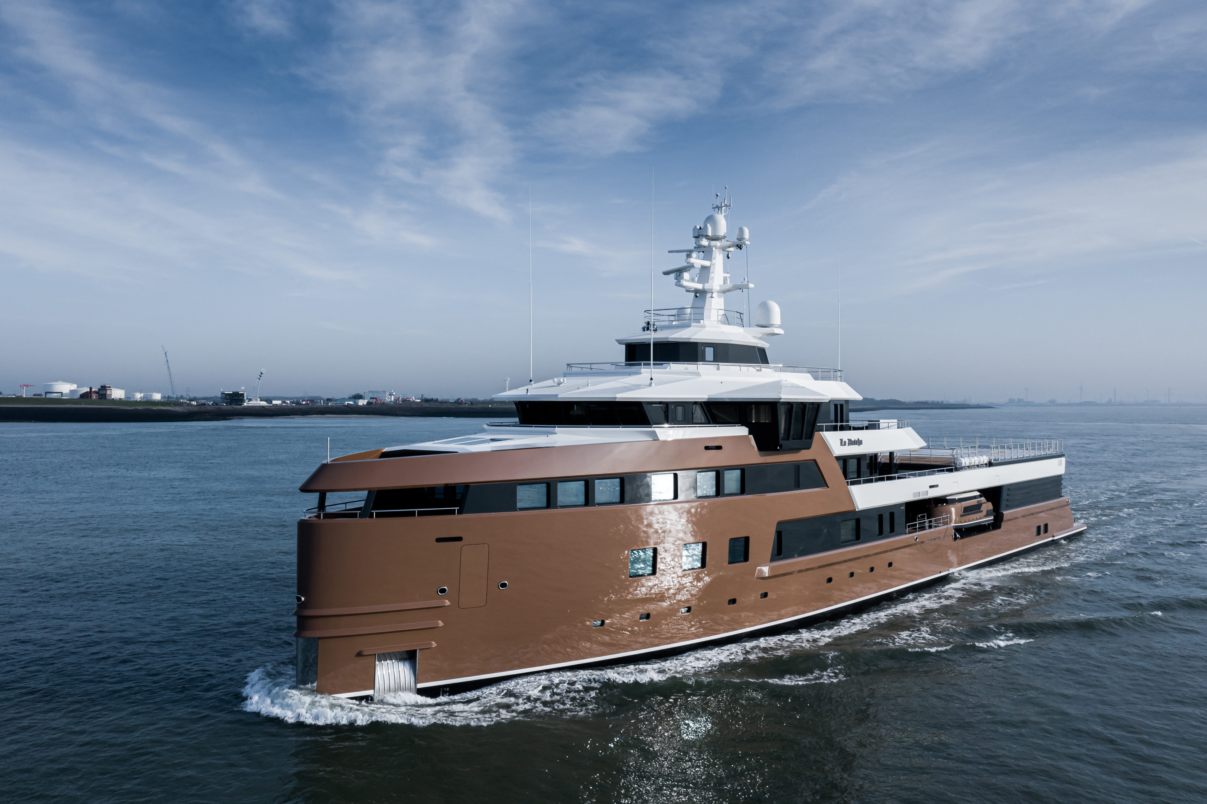 [M-ALLPURPOSE-EXPEDITION-YACHT-BY-DAMEN]-12736-41.jpg