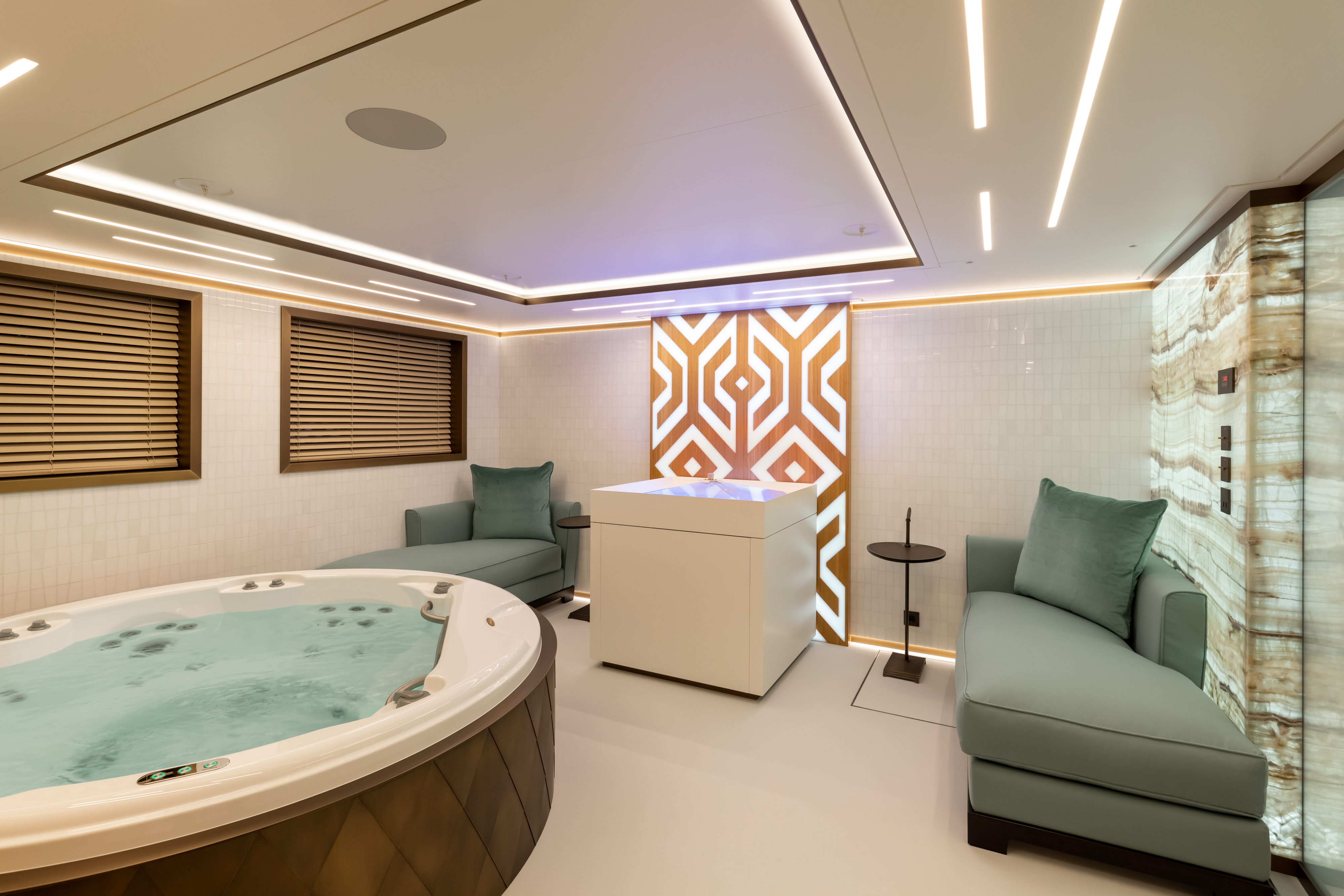 [M-ALLPURPOSE-EXPEDITION-YACHT-BY-DAMEN]-12736-45.jpg