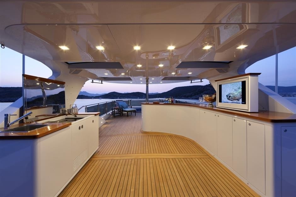 [M-CLASSIC-YACHT-BY-BENETTI]-12549-14.jpg