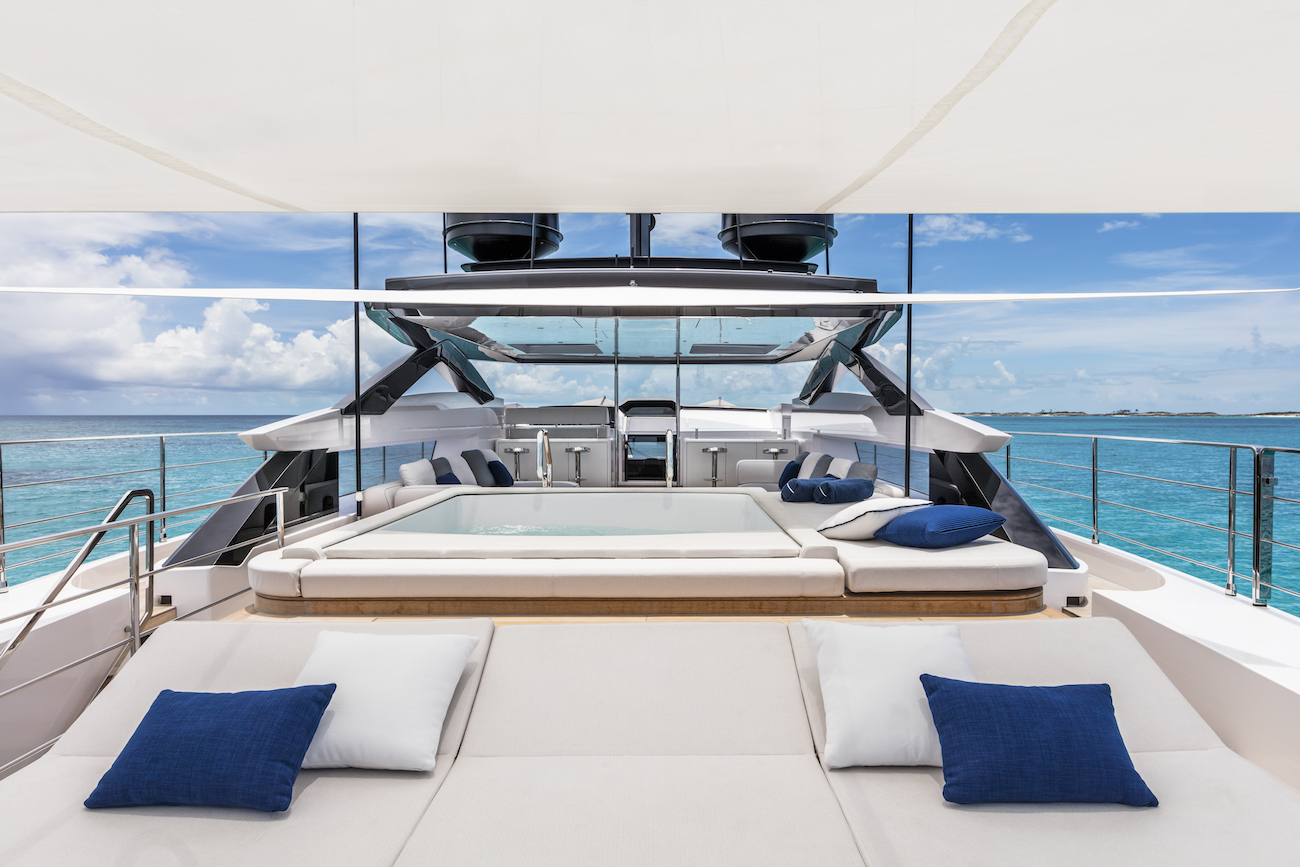 [M-CUSTOM-LINE-SUPERYACHT-BY-FERRETTI-GROUP]-12484-10.jpg
