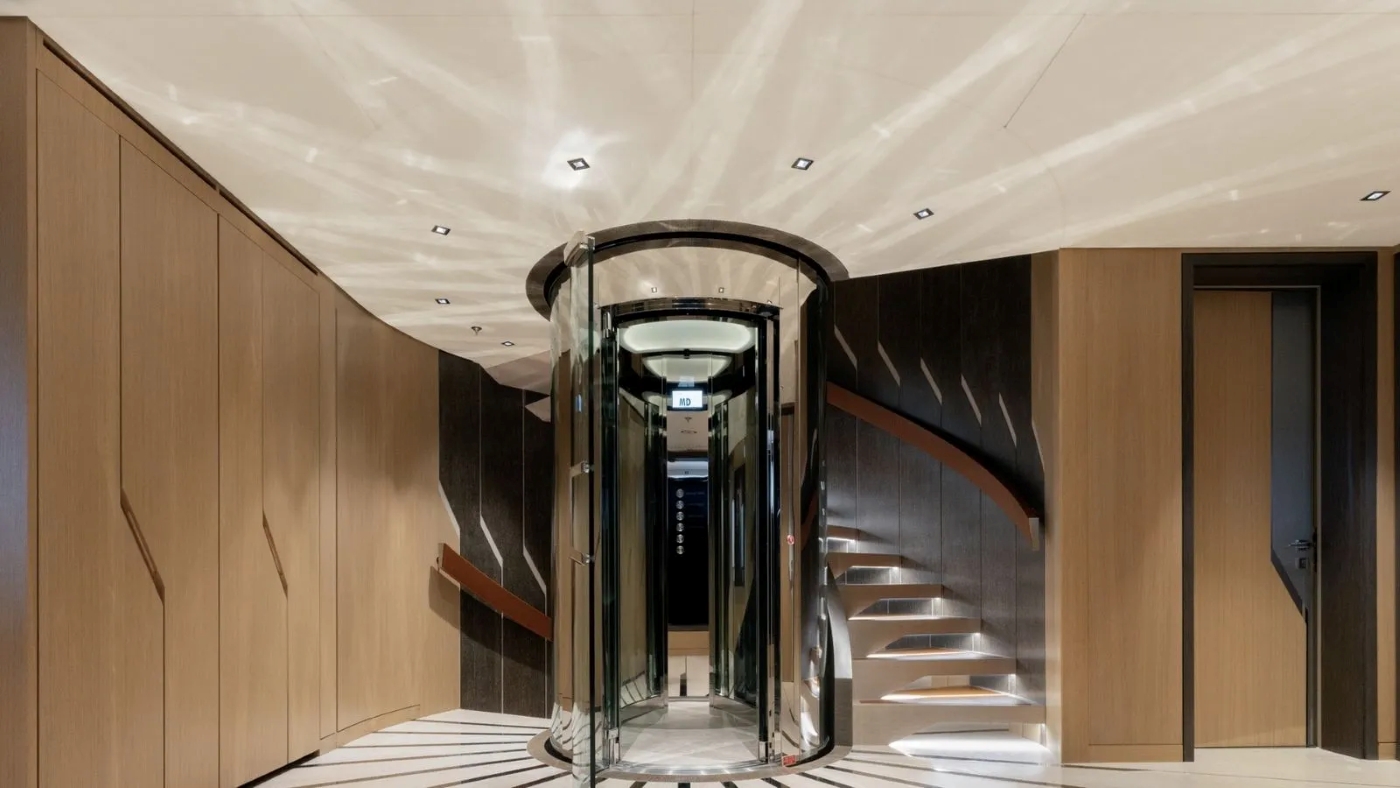 [M-CUSTOM-LUXURY-SUPERYACHT]-14330-101.jpg