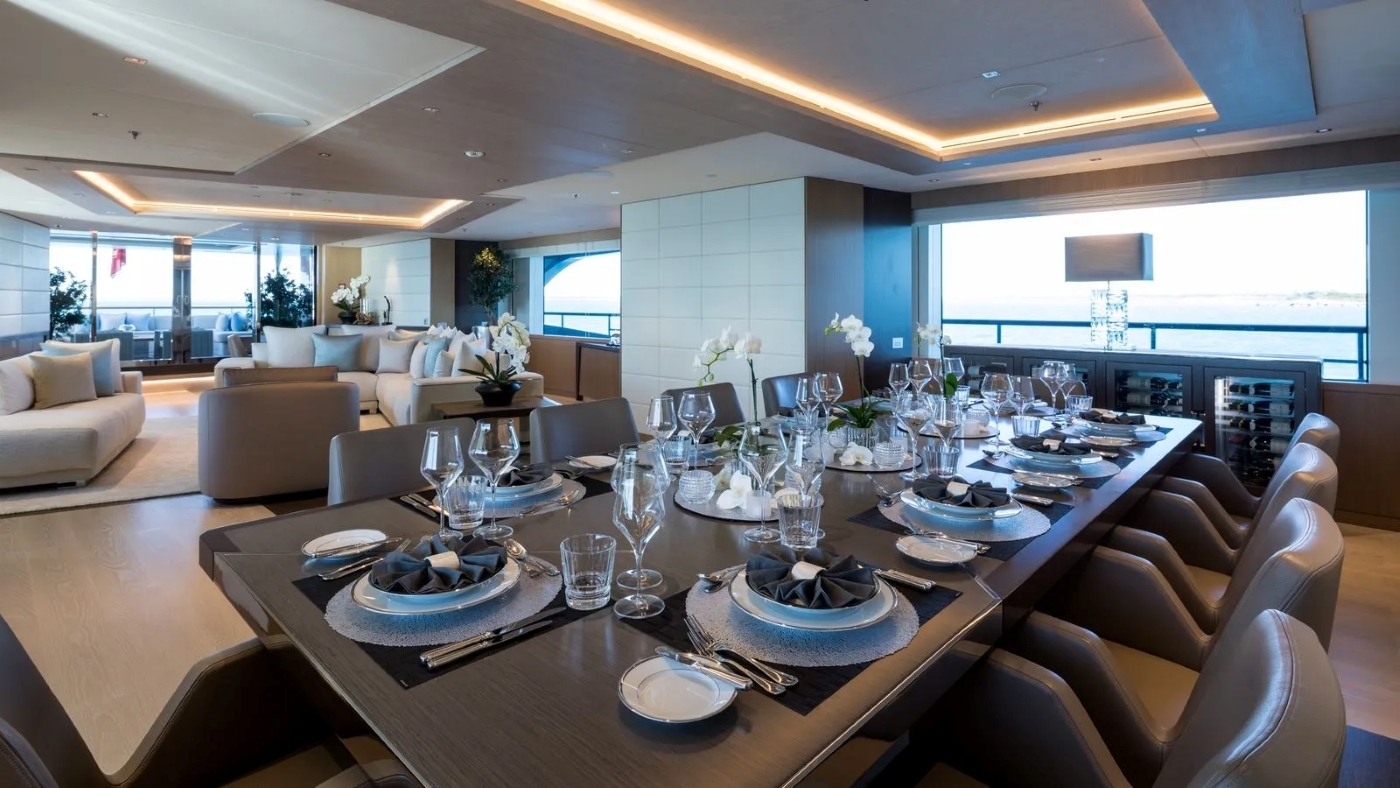 [M-CUSTOM-LUXURY-SUPERYACHT]-14330-104.jpg