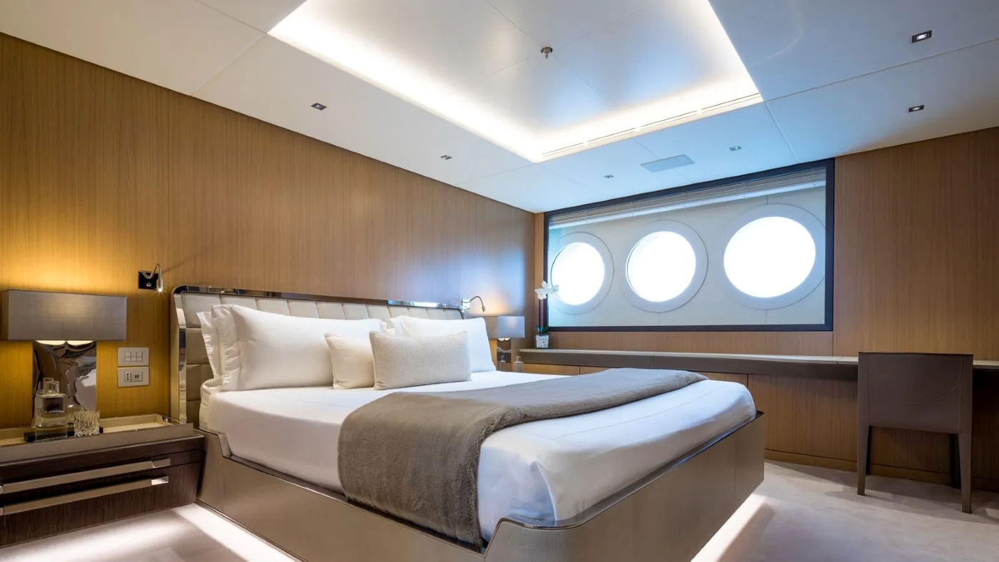 [M-CUSTOM-LUXURY-SUPERYACHT]-14330-107.jpg