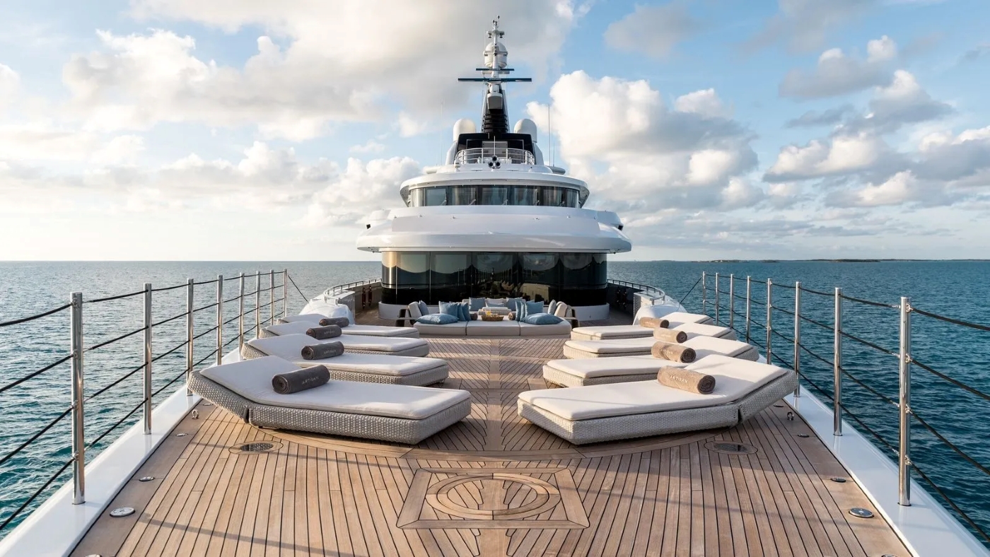 [M-CUSTOM-LUXURY-SUPERYACHT]-14330-78.jpg