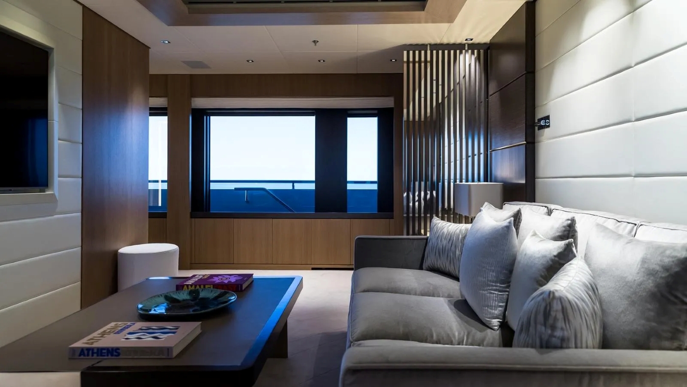 [M-CUSTOM-LUXURY-SUPERYACHT]-14330-88.jpg