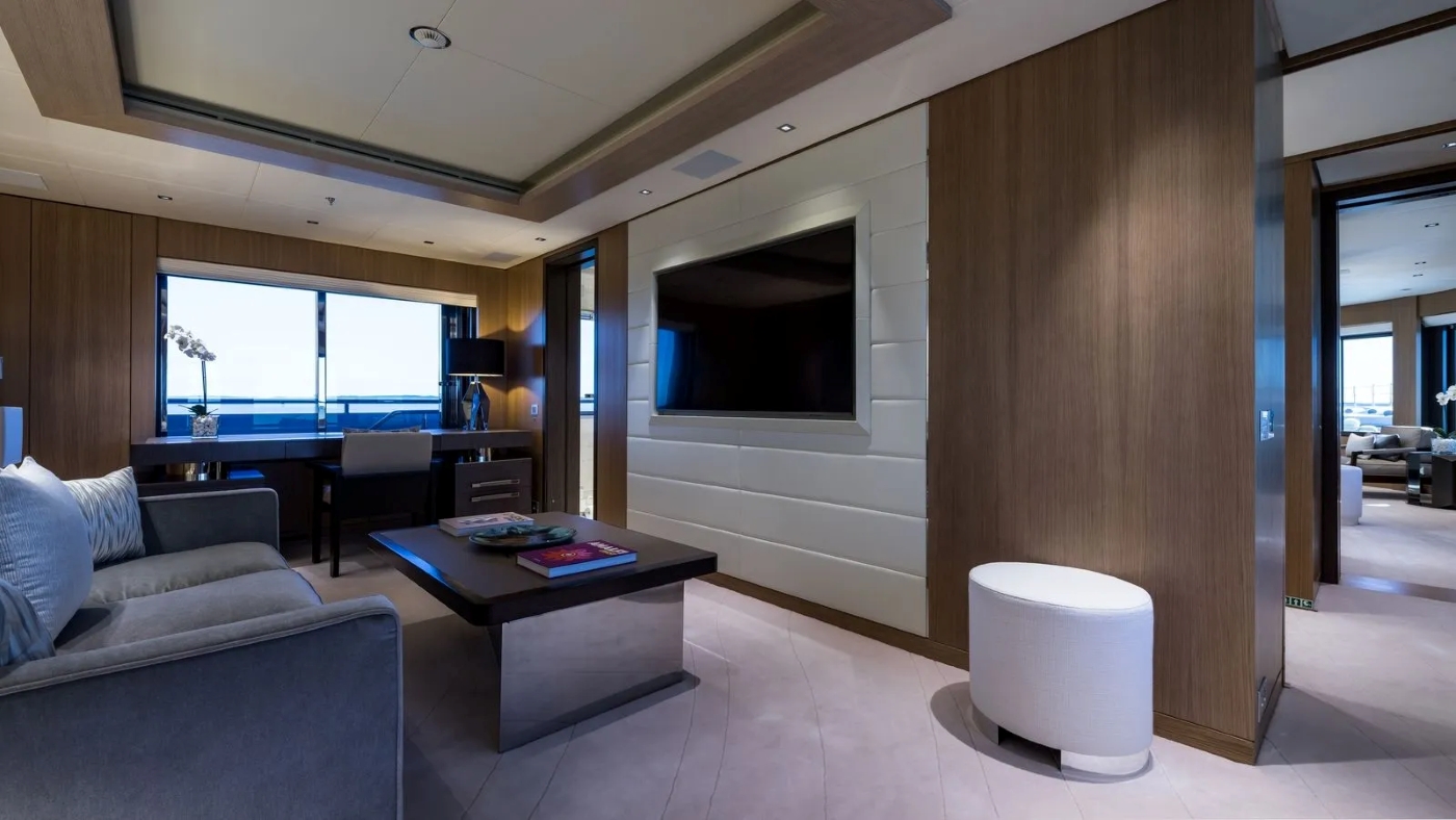 [M-CUSTOM-LUXURY-SUPERYACHT]-14330-89.jpg