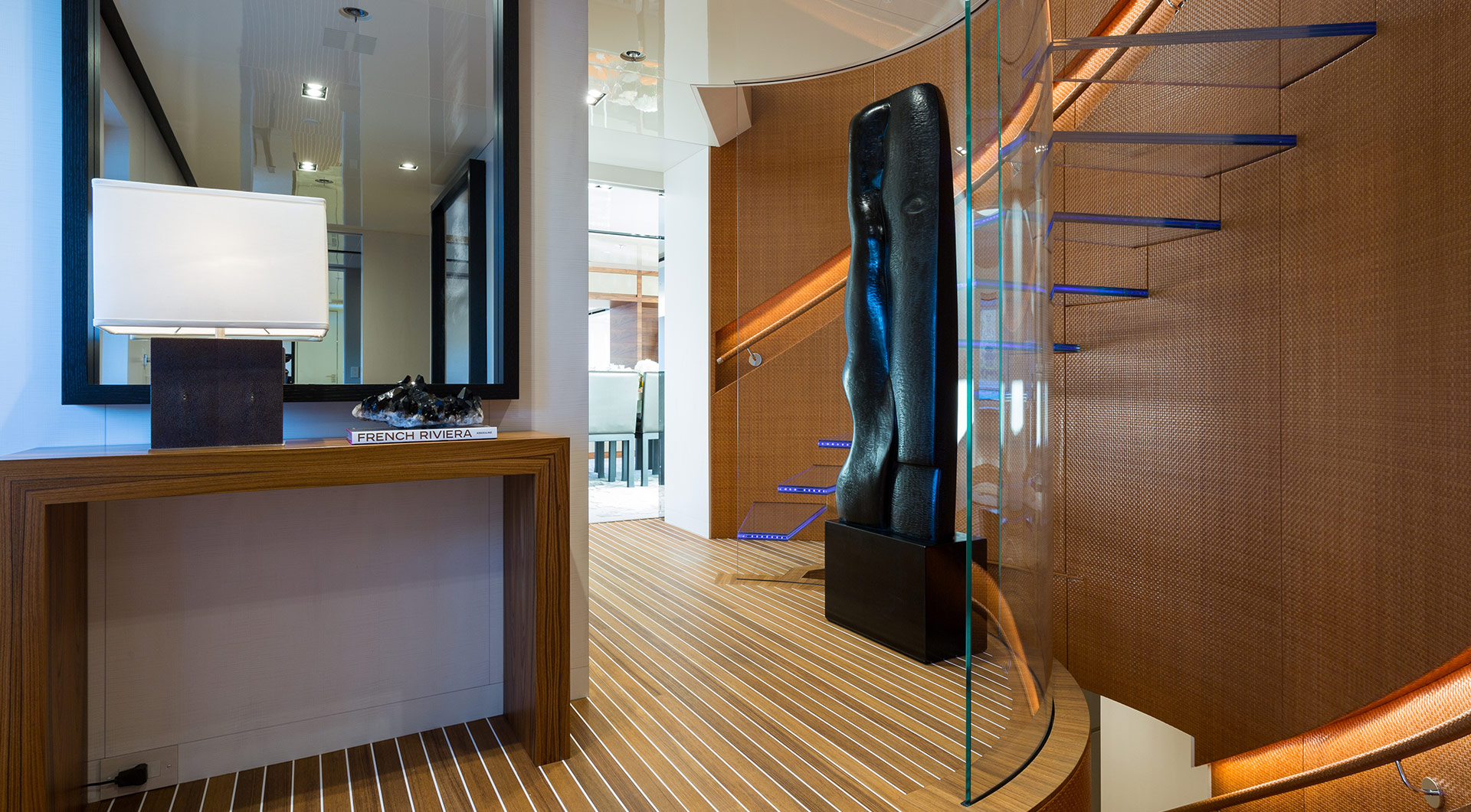 [M-CUSTOM-LUXURY-SUPERYACHT-BY-CHRISTENSEN]-11972-27.jpg