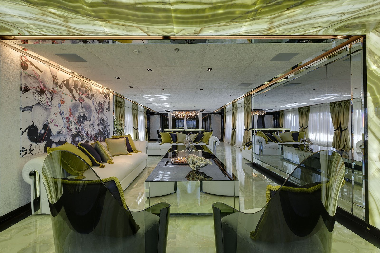 [M-CUSTOM-LUXURY-SUPERYACHT-BY-MONDOMARINE]-11851-14.jpg