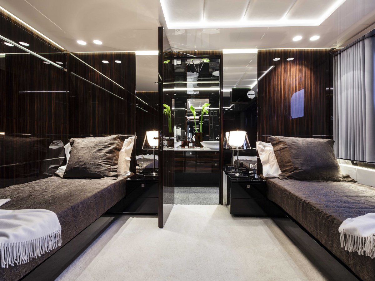 [M-CUSTOM-LUXURY-YACHT-BY-HEESEN]-12008-12.jpg