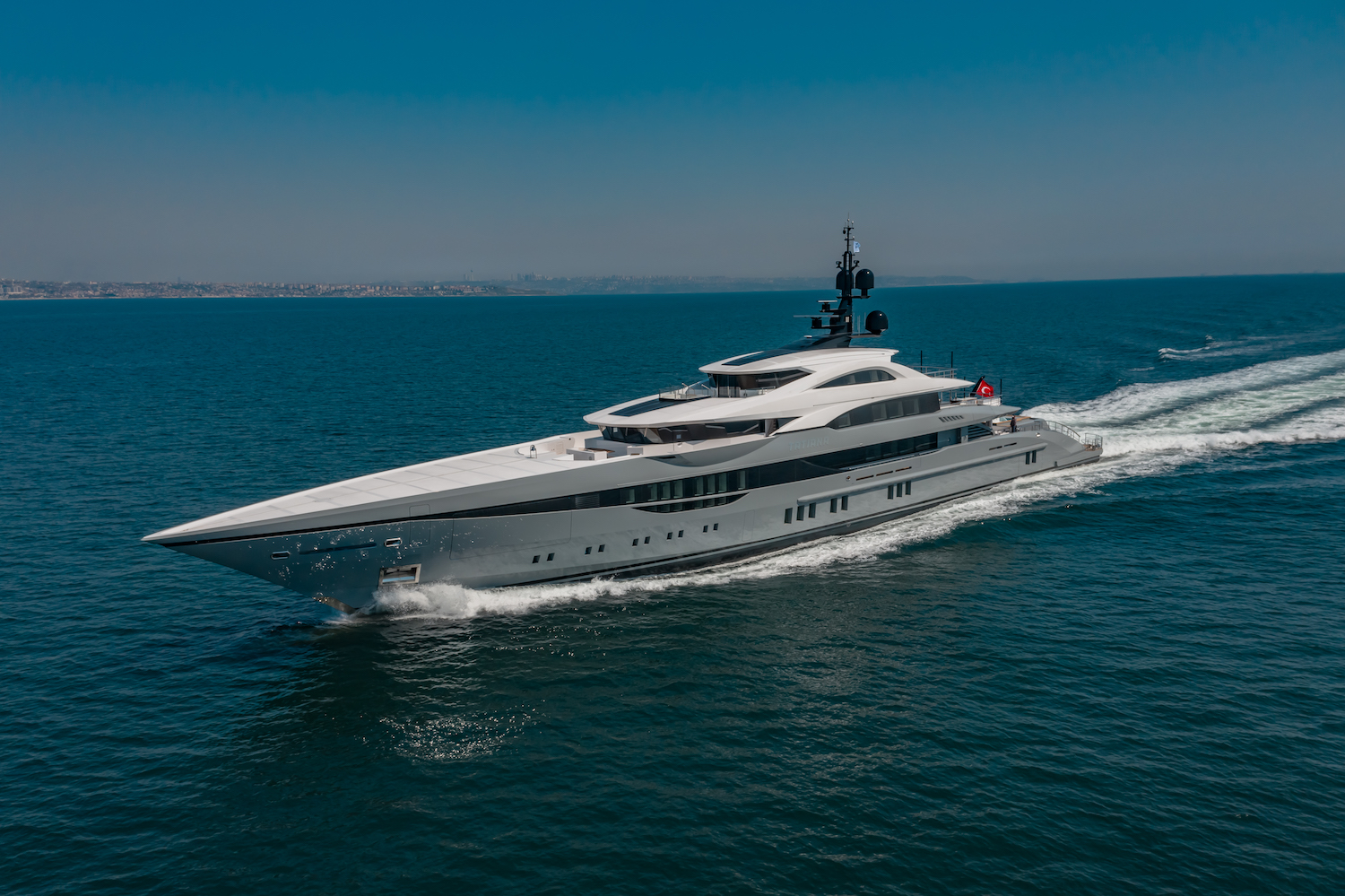 [M-CUSTOM-MEGA-YACHT-BY-BILGIN]-13168-8.jpg