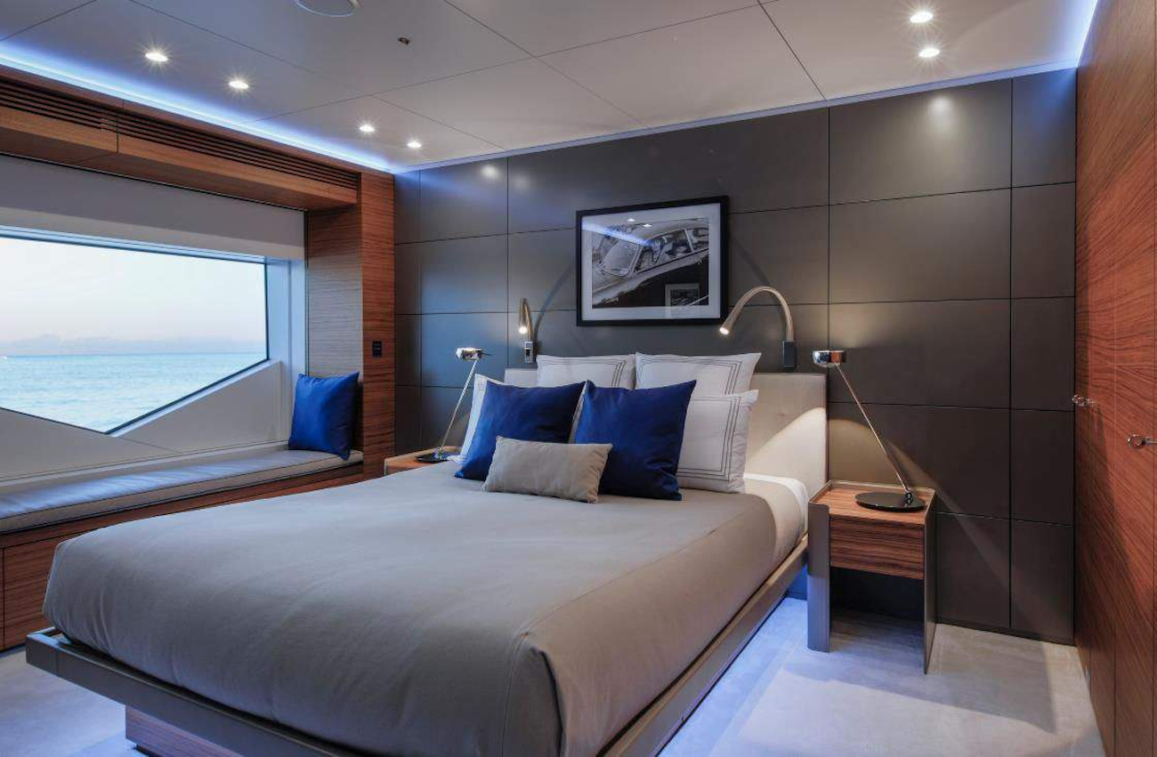 [M-CUSTOM-MEGA-YACHT-BY-SILVER-YACHTS]-12847-8.png