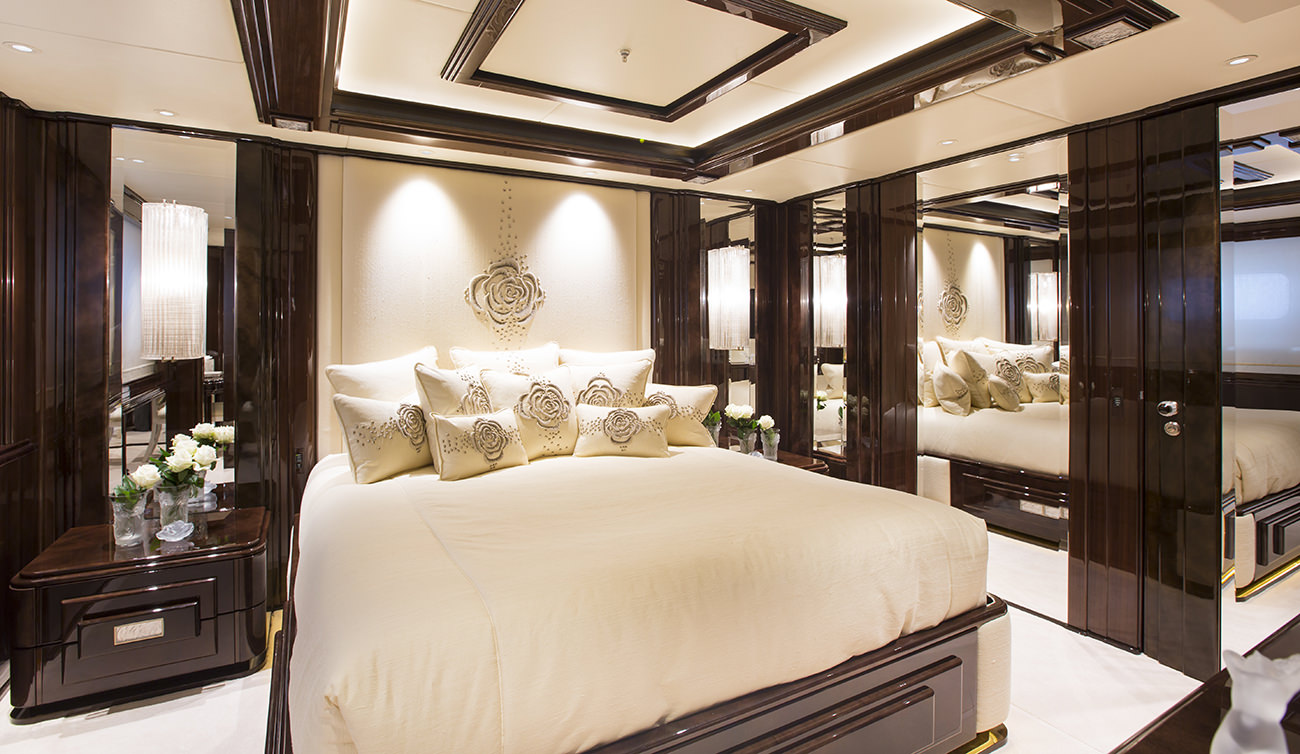 [M-CUSTOM-SUPERYACHT--BY-BENETTI]-11616-2.jpg