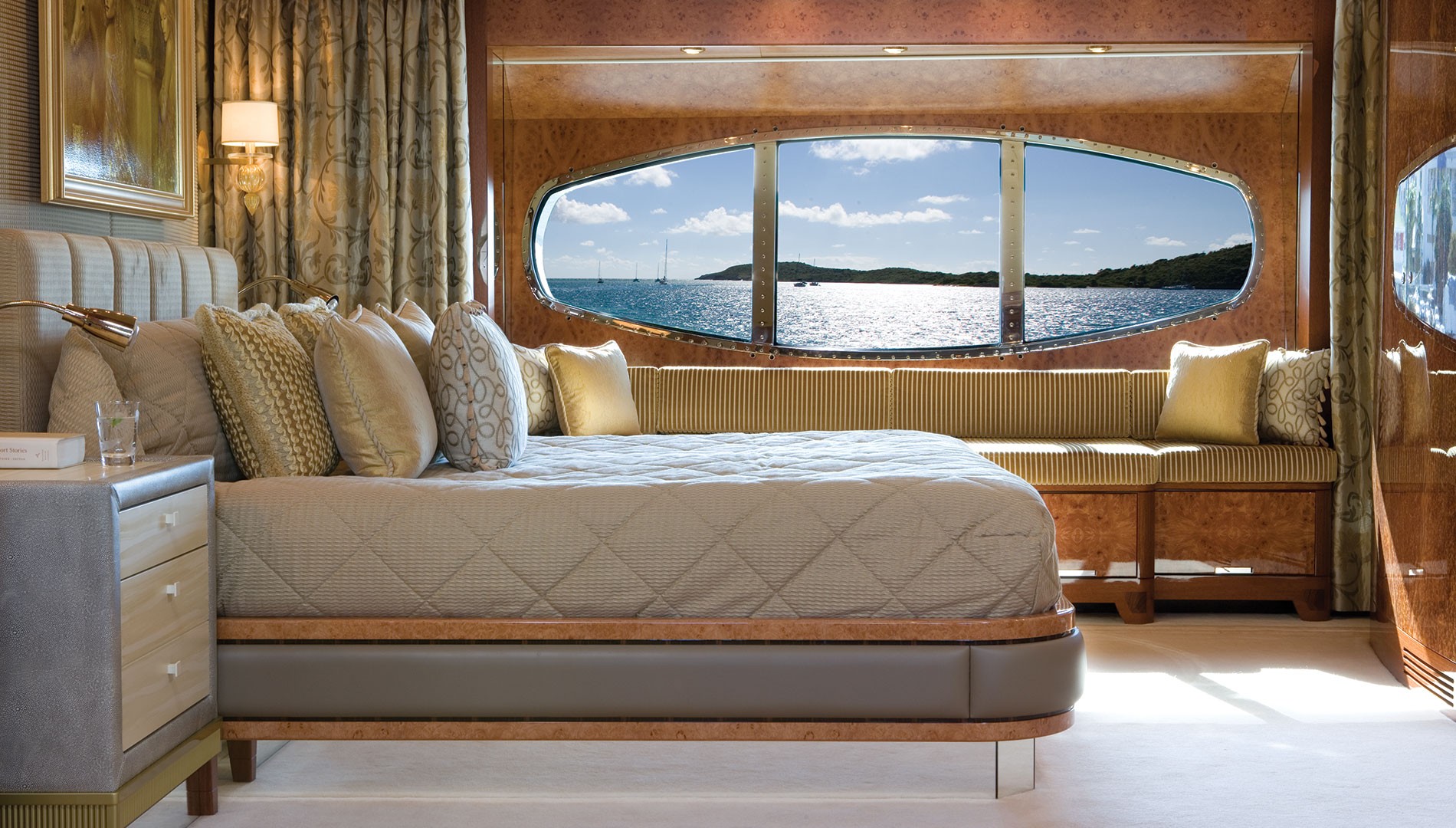 [M-CUSTOM-SUPERYACHT-BY-ABEKING-RASMUSSEN]-11723-5.jpg