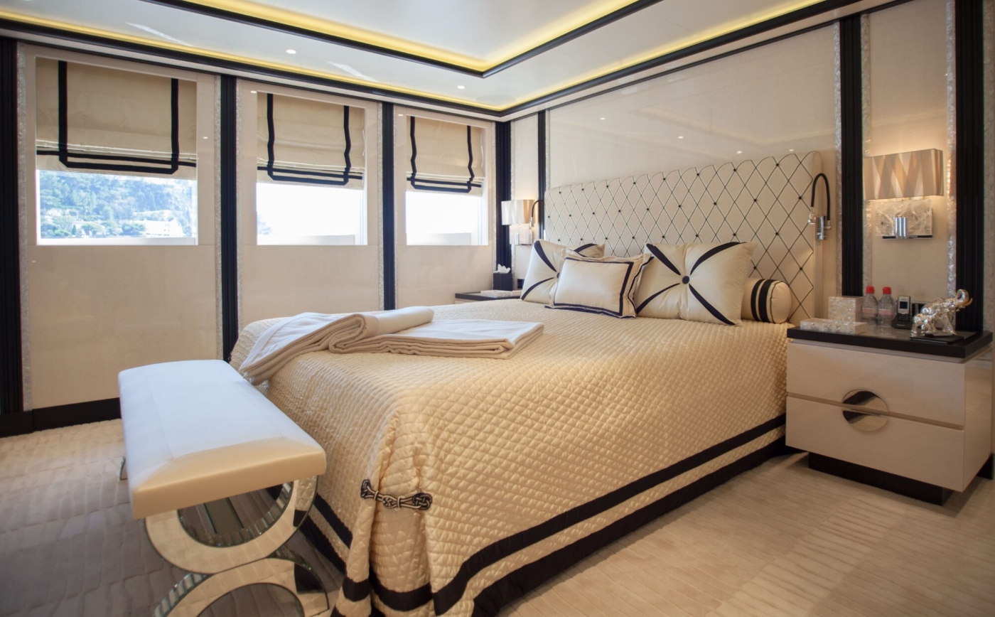 [M-CUSTOM-SUPERYACHT-BY-ADM-KIEL]-11813-35.jpg