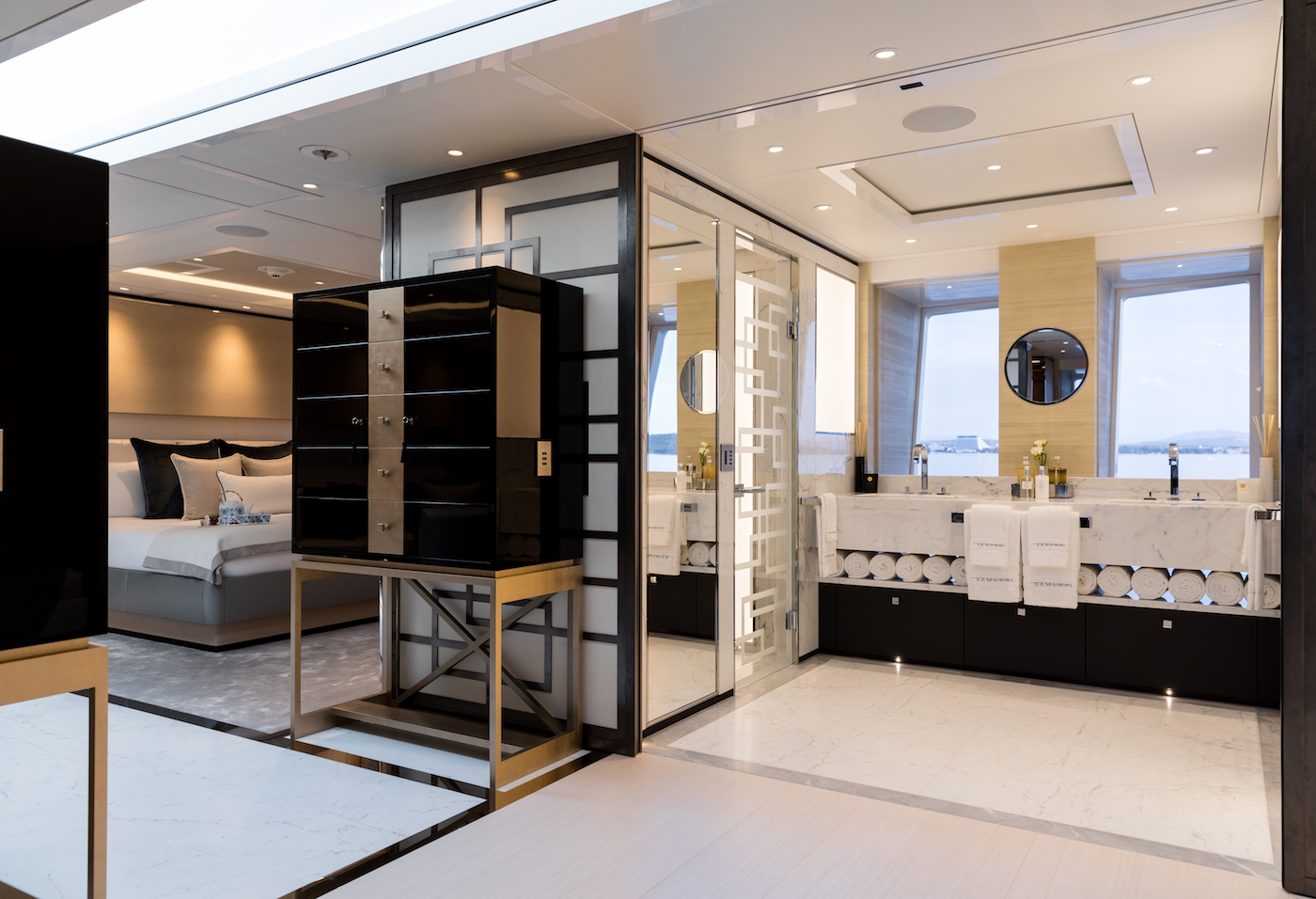 [M-CUSTOM-SUPERYACHT-BY-ALIA-YACHTS]-12828-15.jpg