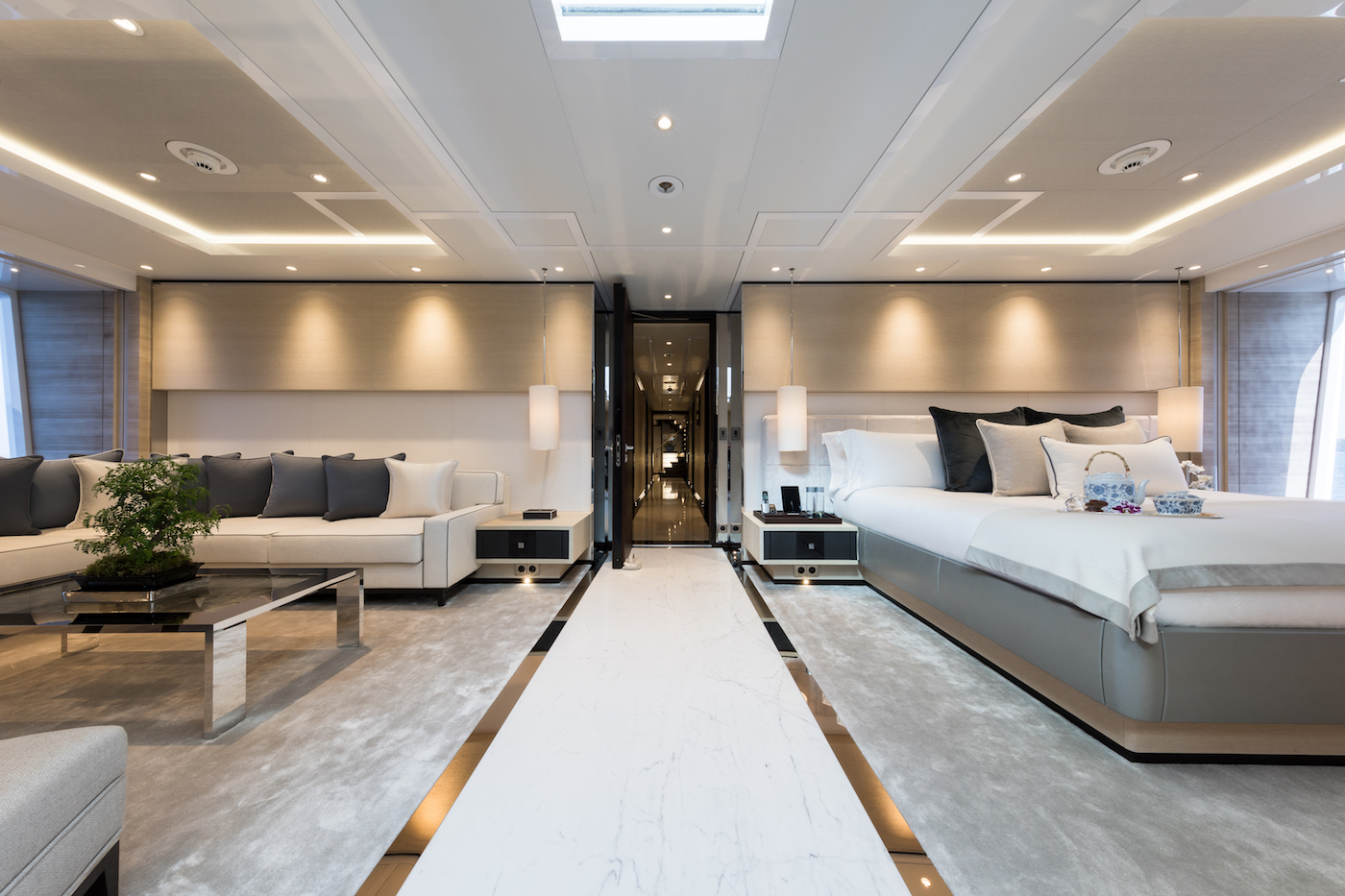 [M-CUSTOM-SUPERYACHT-BY-ALIA-YACHTS]-12828-17.jpg