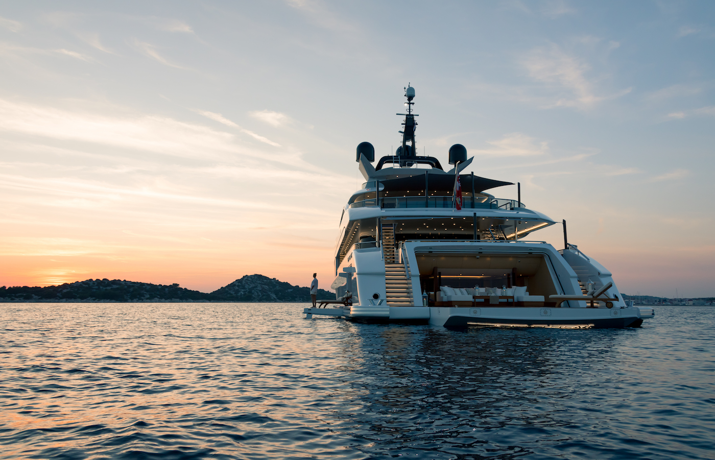 [M-CUSTOM-SUPERYACHT-BY-ALIA-YACHTS]-12828-23.jpg