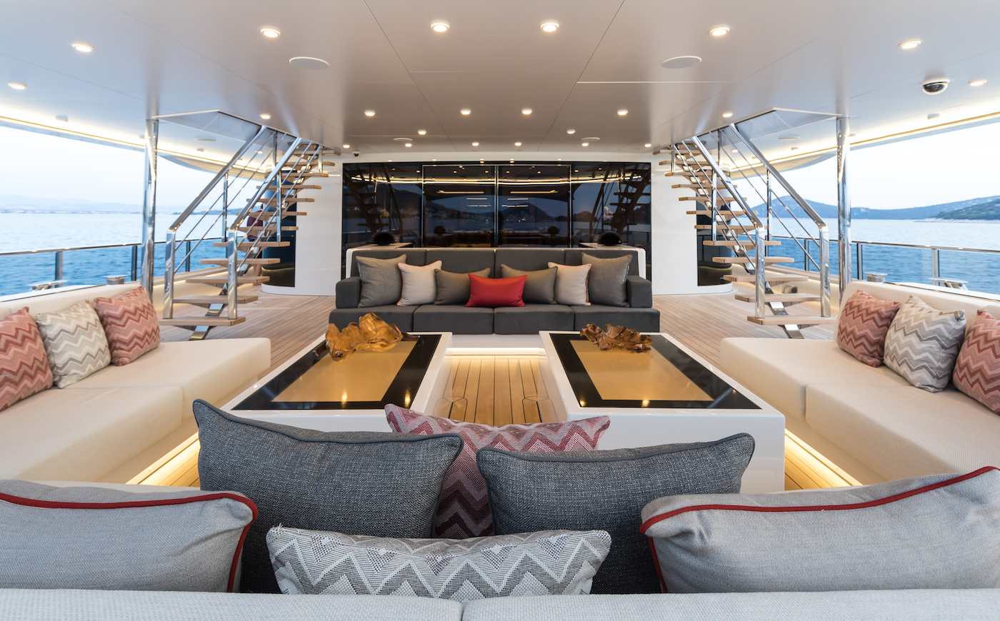 [M-CUSTOM-SUPERYACHT-BY-ALIA-YACHTS]-12828-5.jpg