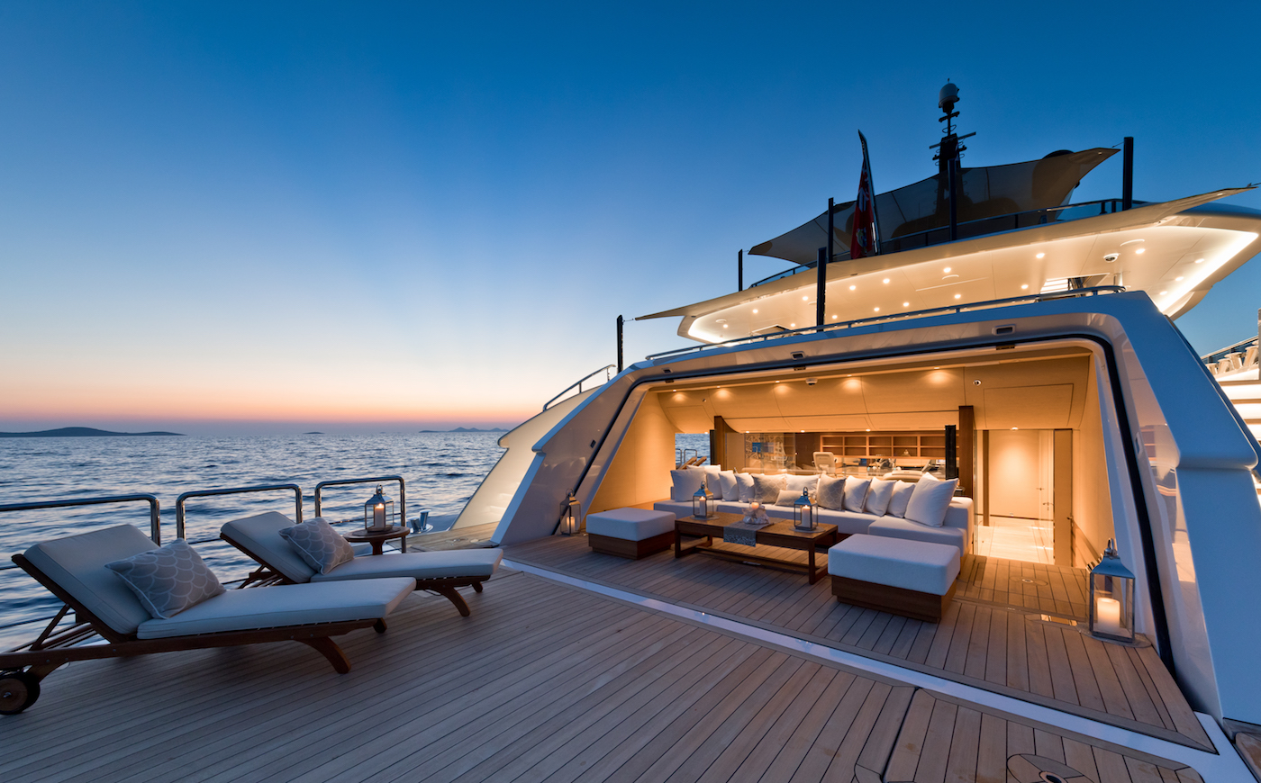 [M-CUSTOM-SUPERYACHT-BY-ALIA-YACHTS]-12828-6.jpg