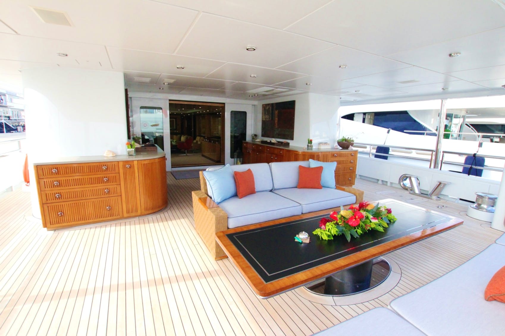 [M-CUSTOM-SUPERYACHT-BY-AMELS]-13034-1.jpg