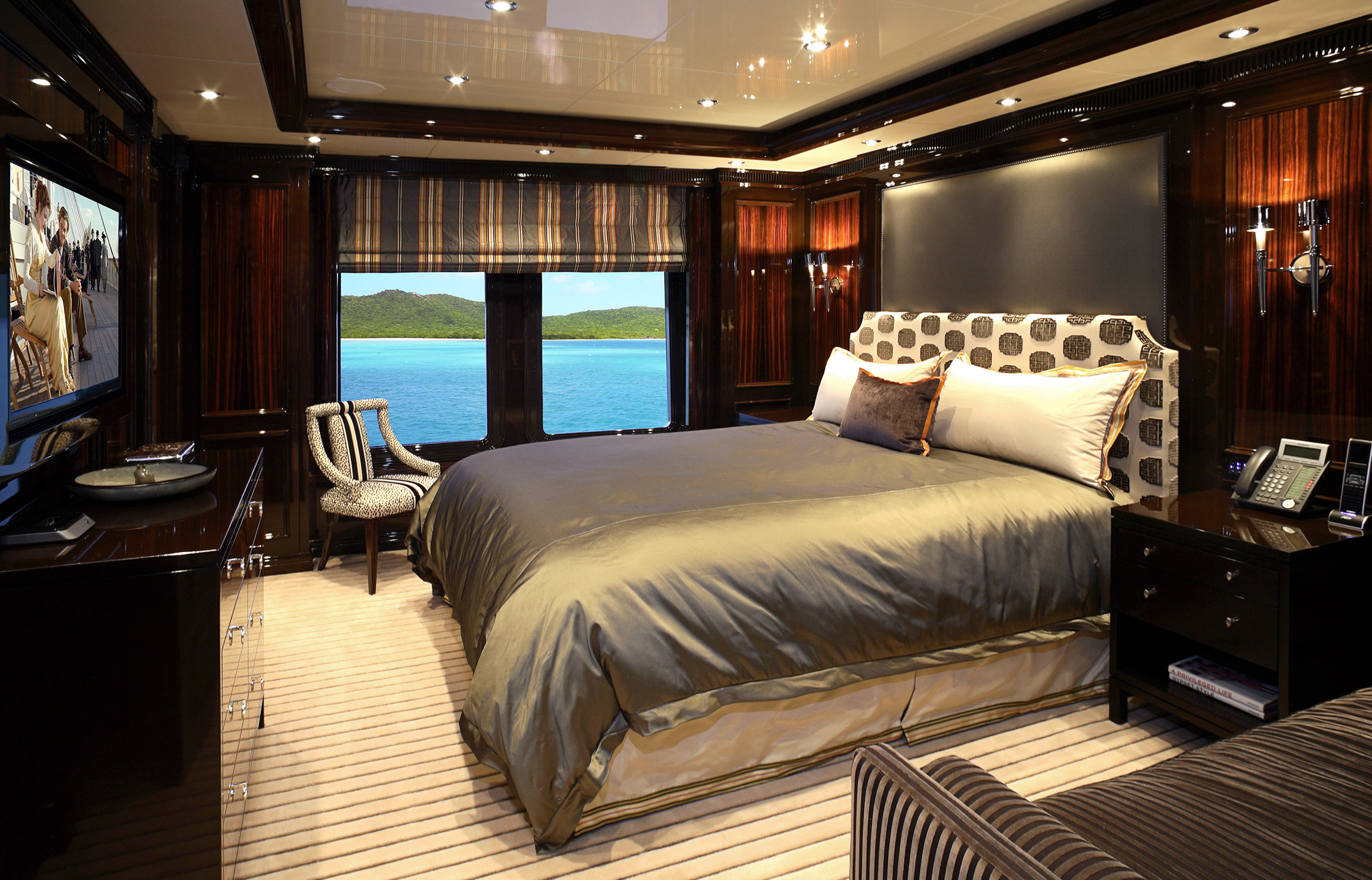 [M-CUSTOM-SUPERYACHT-BY-DELTA-MARINE]-11753-5.jpg