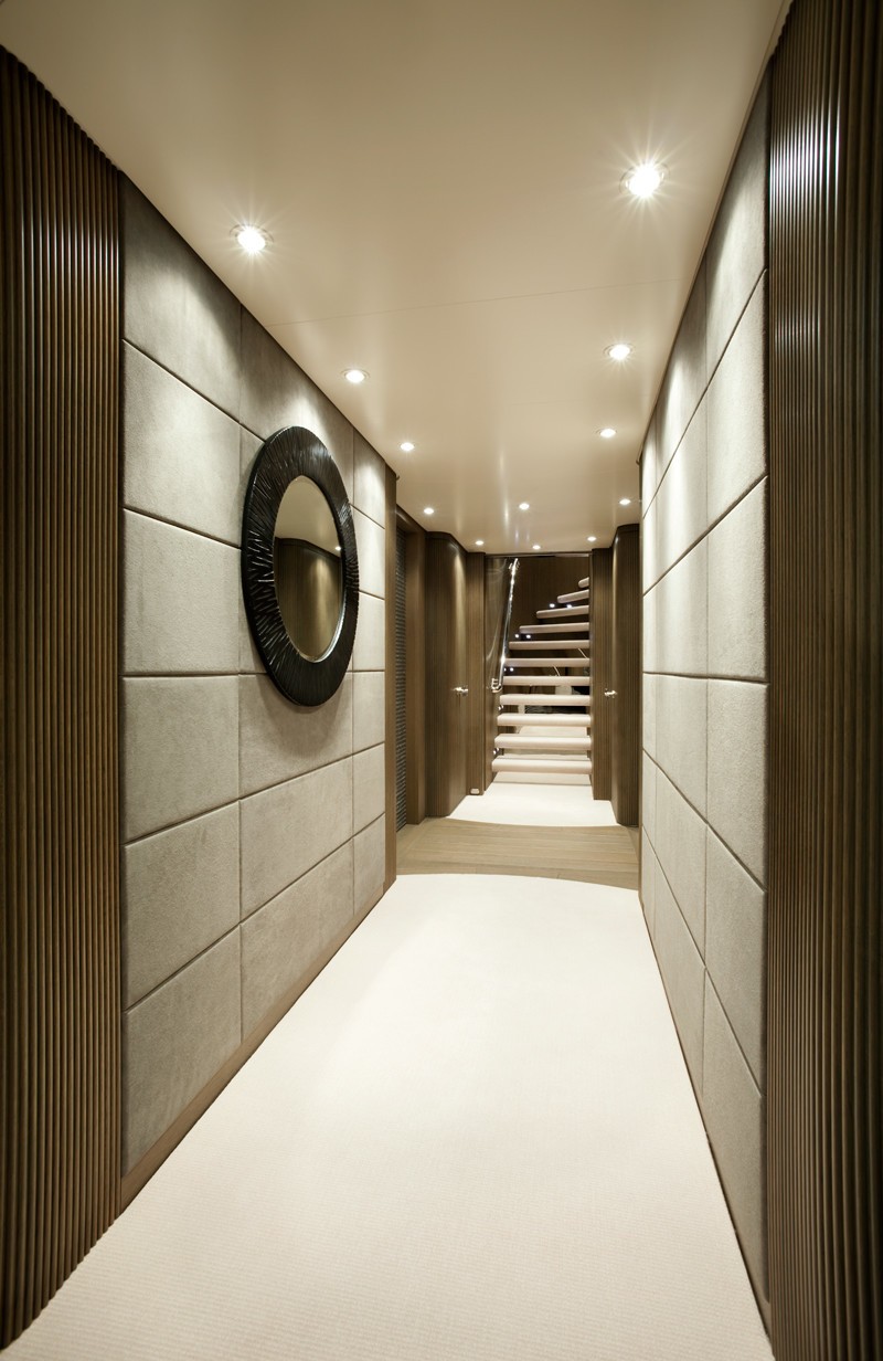 [M-CUSTOM-SUPERYACHT-BY-FEADSHIP]-11788-9.jpg