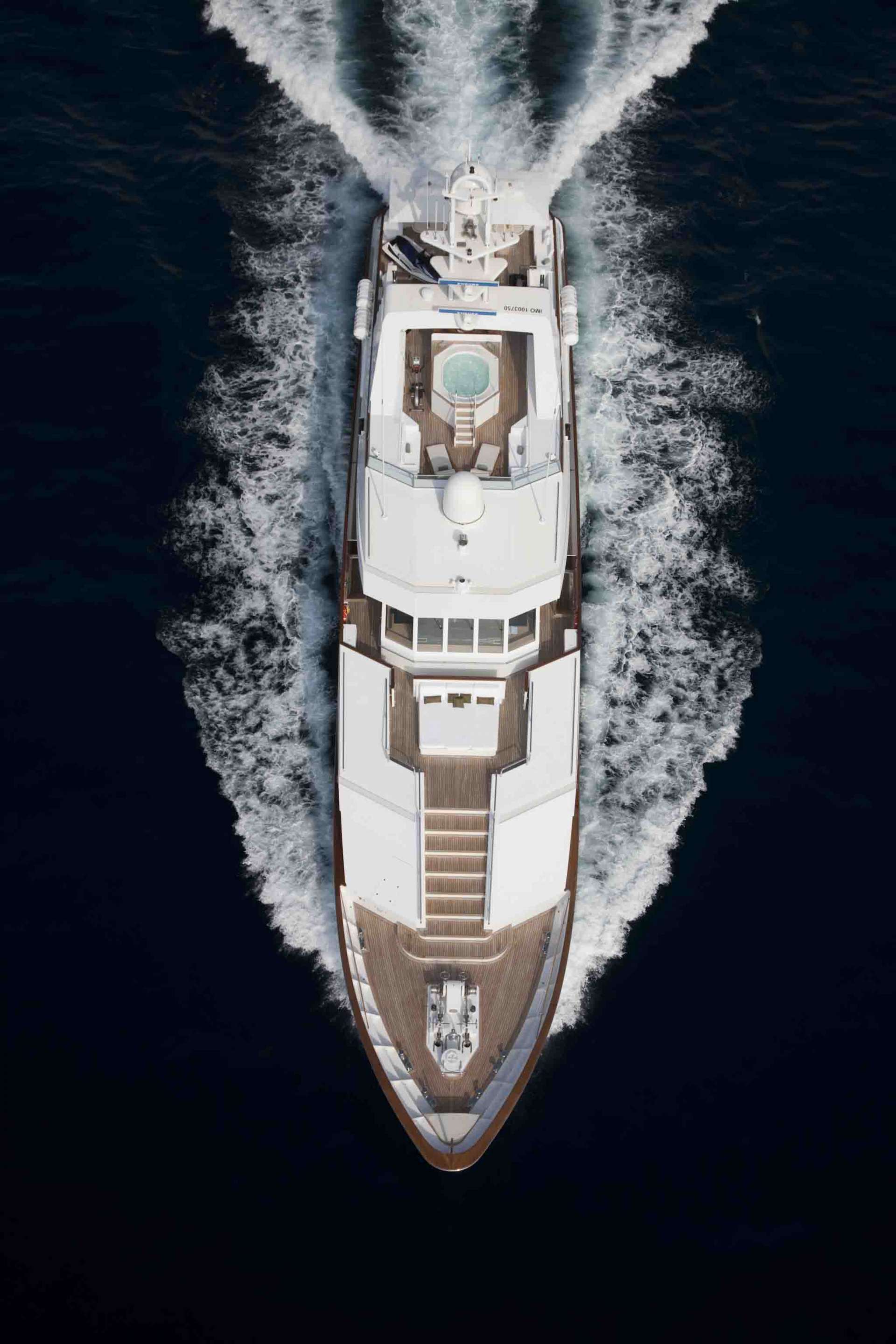 [M-CUSTOM-SUPERYACHT-BY-FEADSHIP]-11794-1.jpg