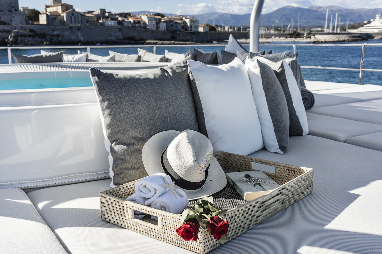 [M-CUSTOM-SUPERYACHT-BY-HEESEN]-11891-9.jpg