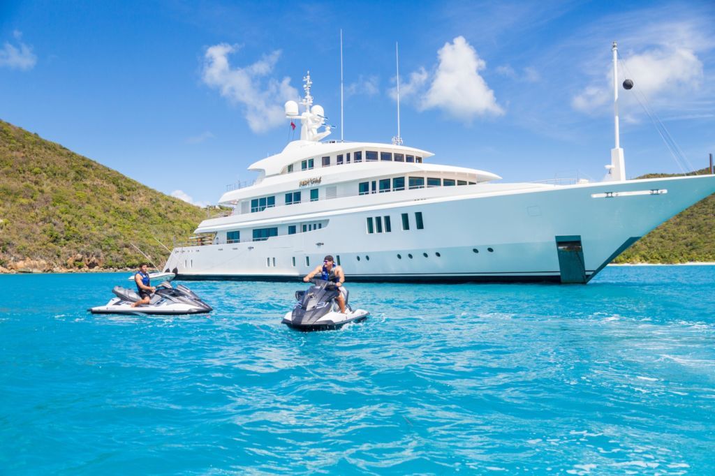 [M-CUSTOM-SUPERYACHT-BY-ICON]-11695-9.jpg